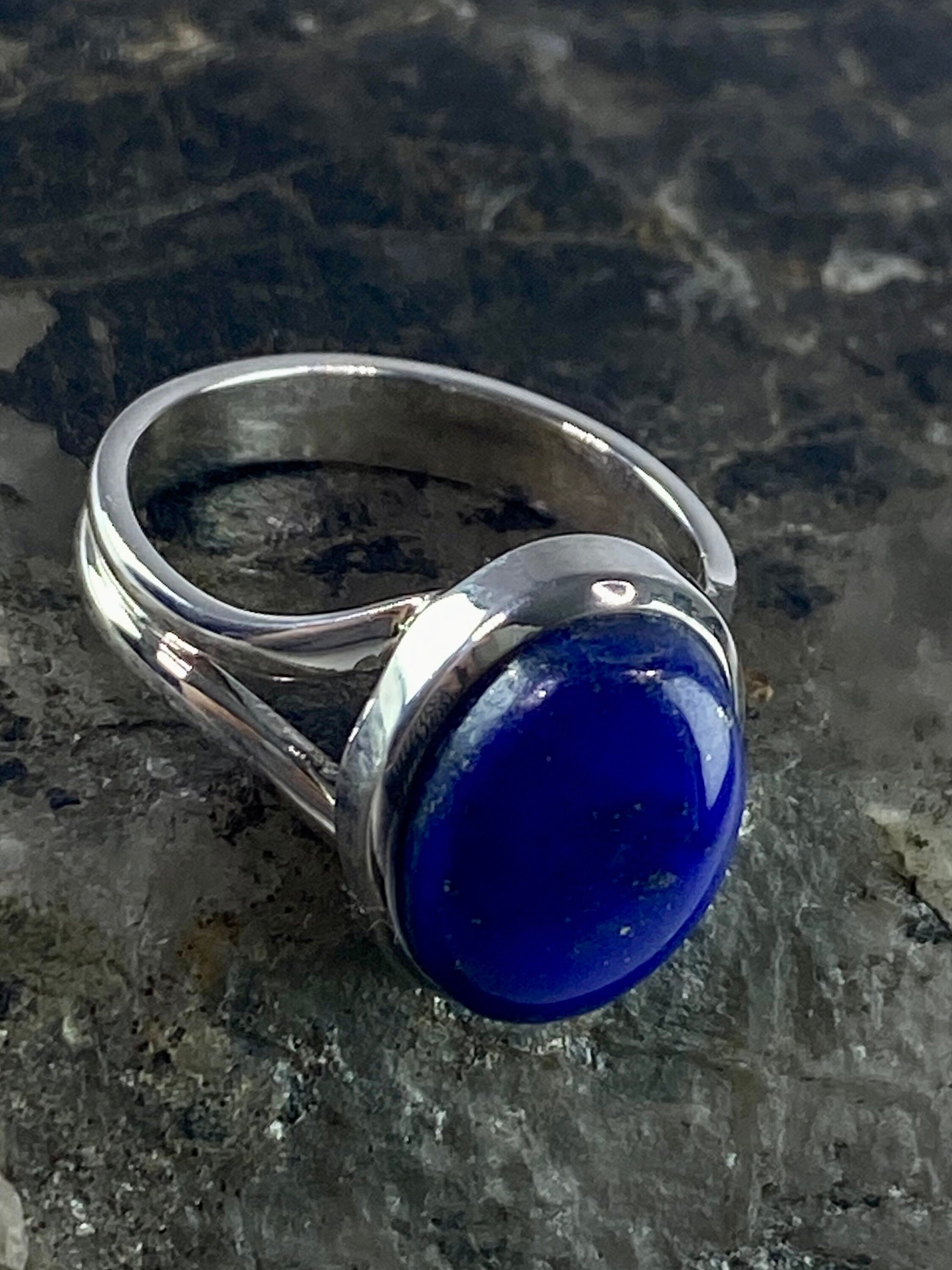 Natural Lapis Lazuli and Silver Ring (UV2783)