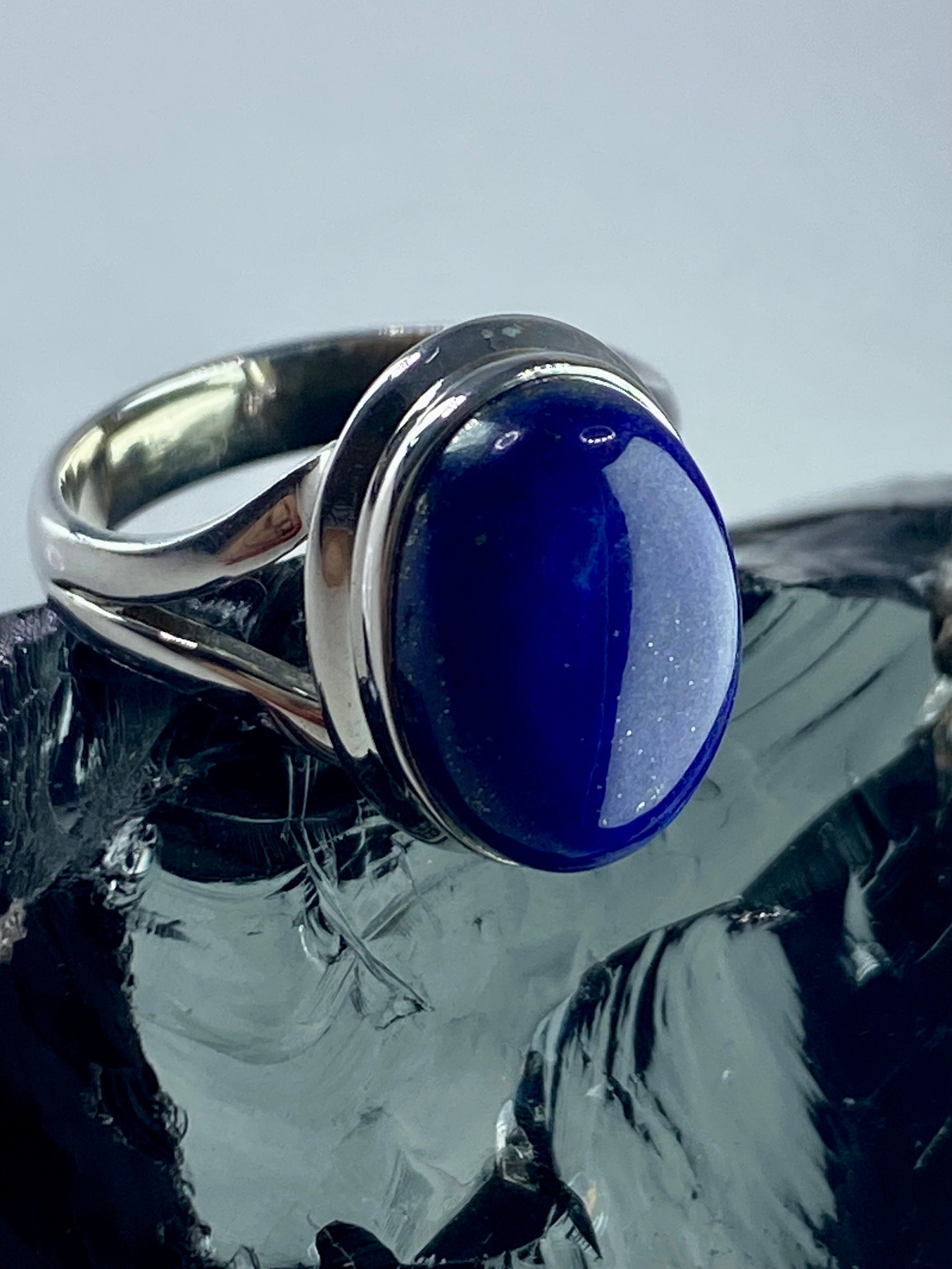 Natural Lapis Lazuli and Silver Ring (UV2766)