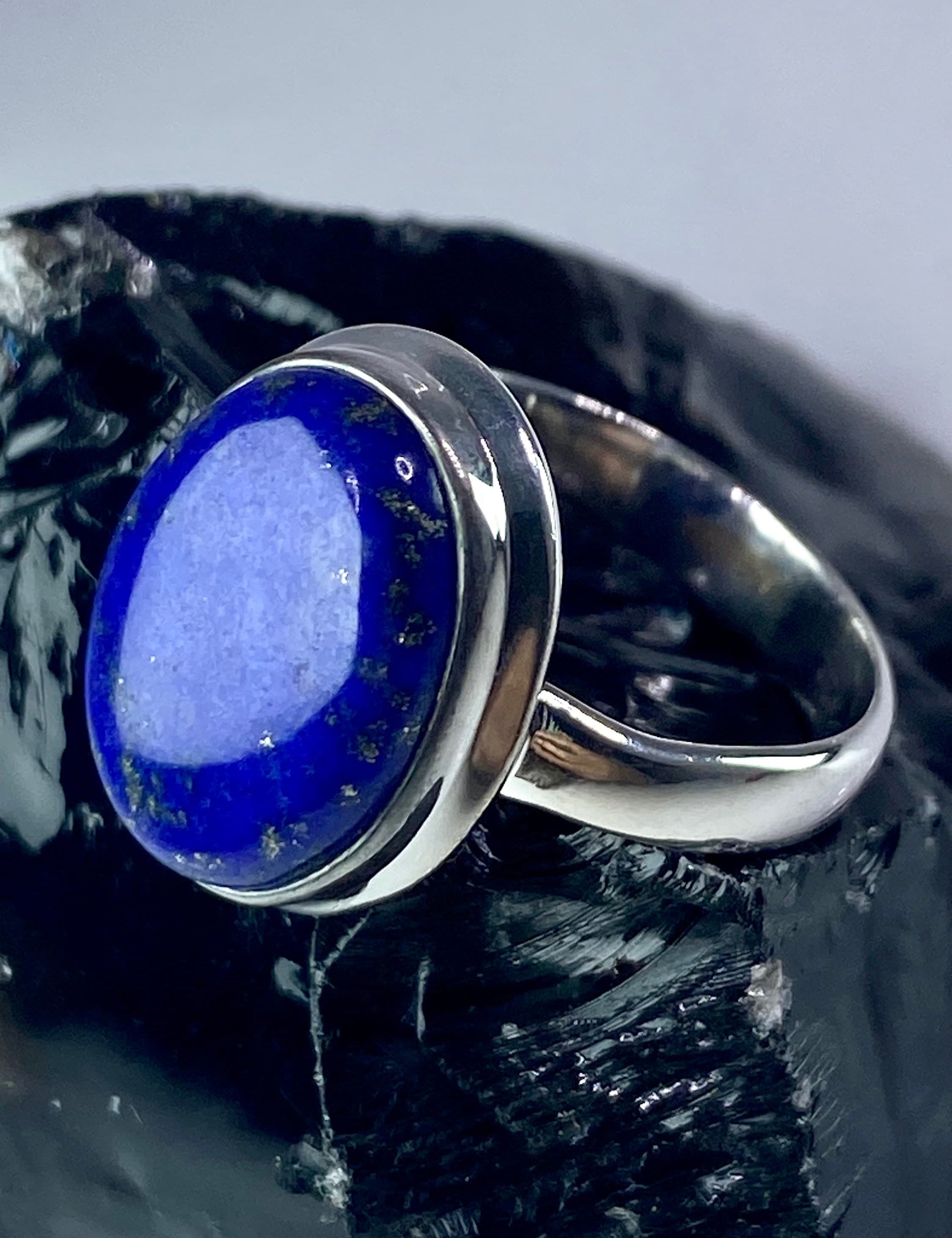 Natural Lapis Lazuli and Silver Ring (UV3314)