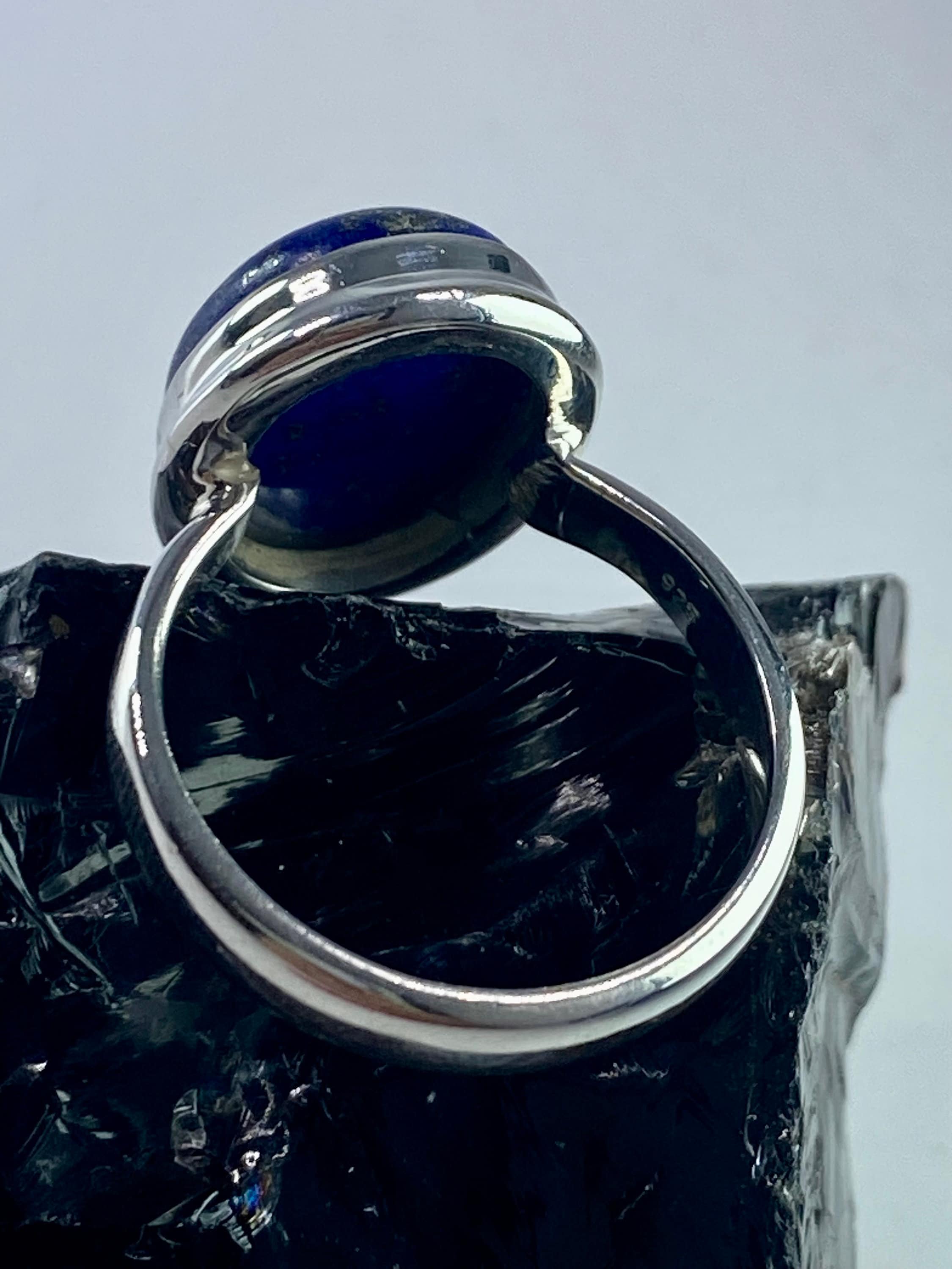 Natural Lapis Lazuli and Silver Ring (UV3314)