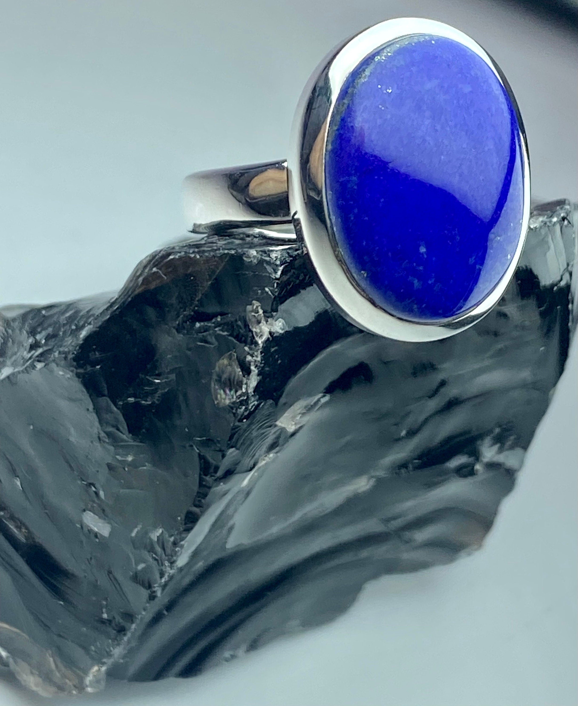 Natural Lapis Lazuli and Silver Ring (UV2964)