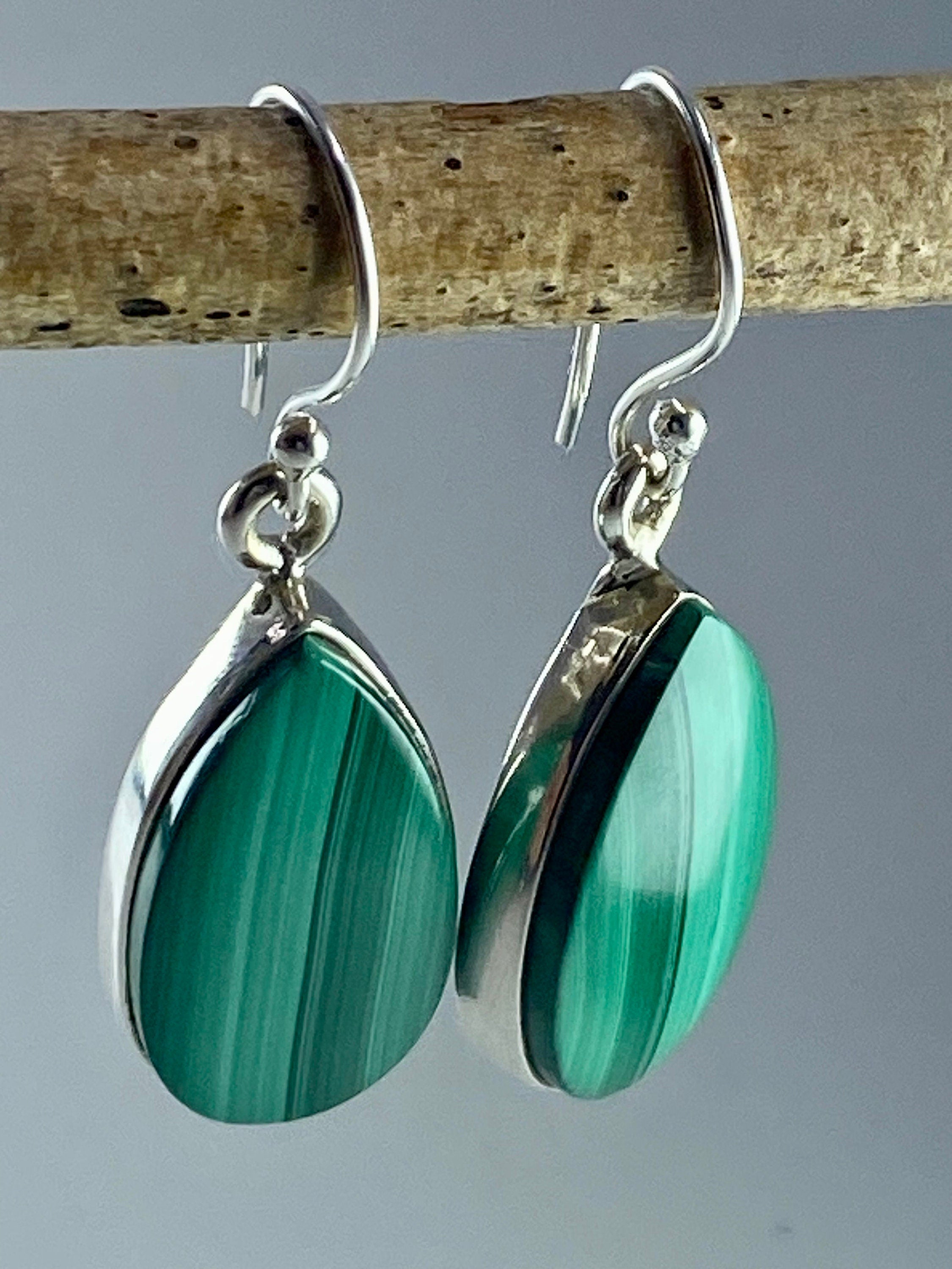 Natural Malachite and Silver Earrings(UV1587)