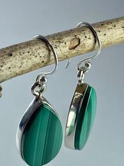 Natural Malachite and Silver Earrings(UV1587)