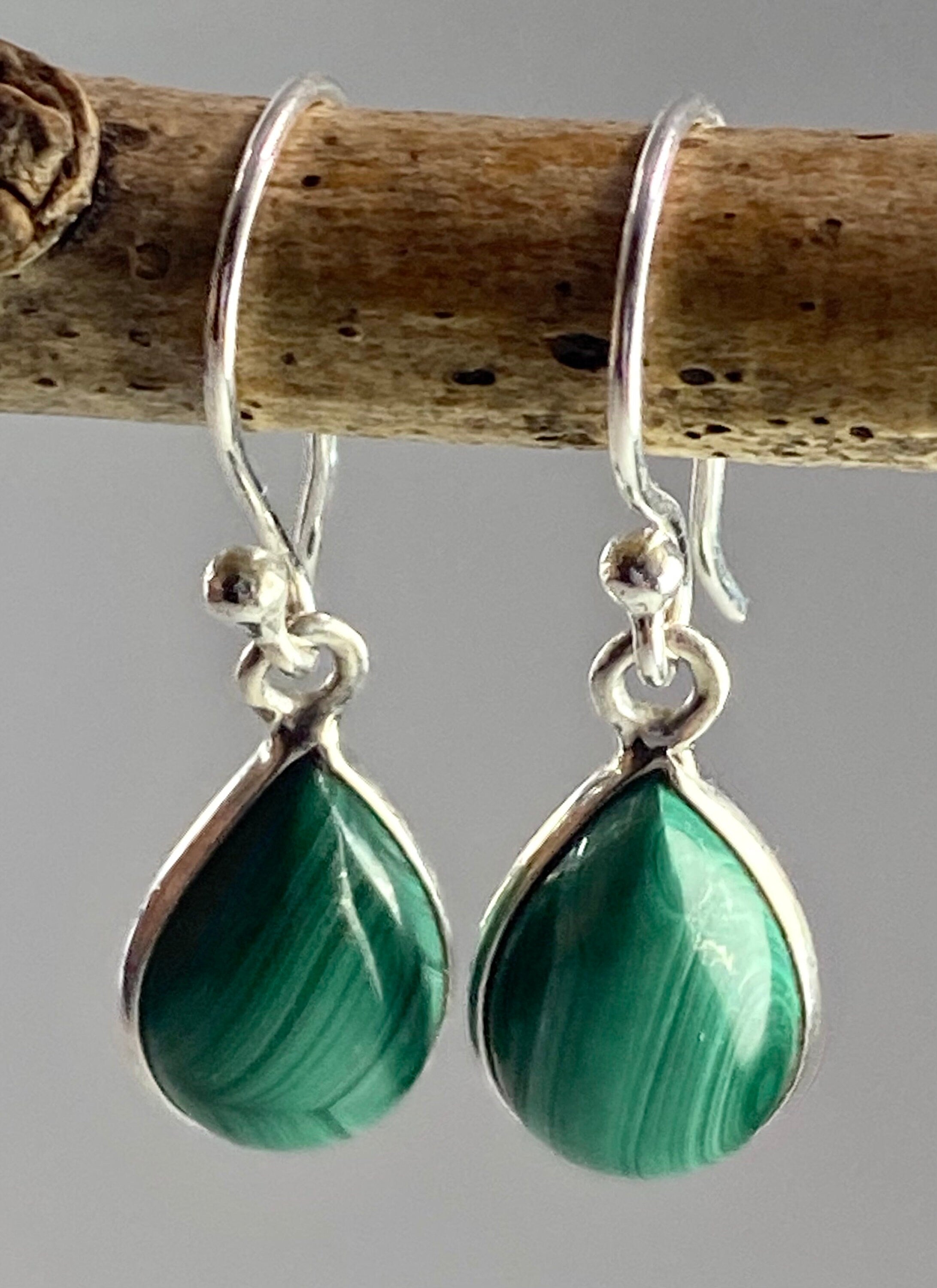 Natural Malachite and Silver Earrings(UV1650)