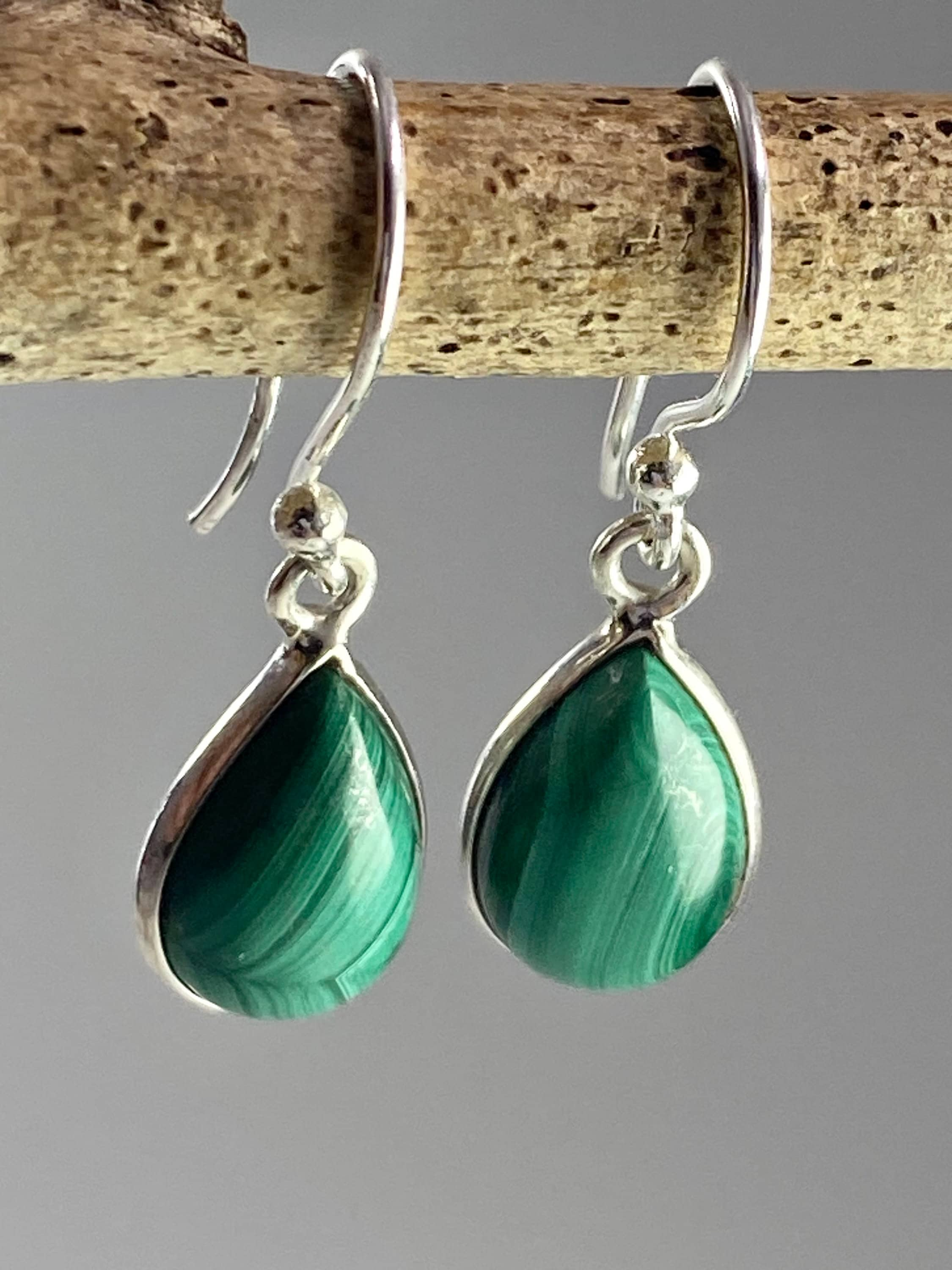 Natural Malachite and Silver Earrings(UV1650)