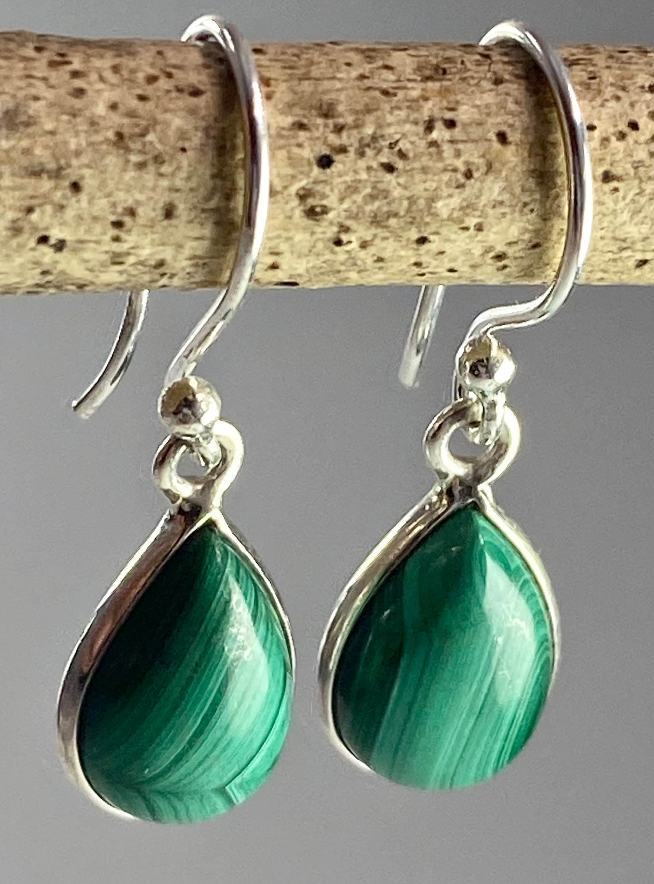 Natural Malachite and Silver Earrings(UV1650)