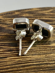 MUONIONALUSTA meteorite sweden sterling sliver studs (UV143)