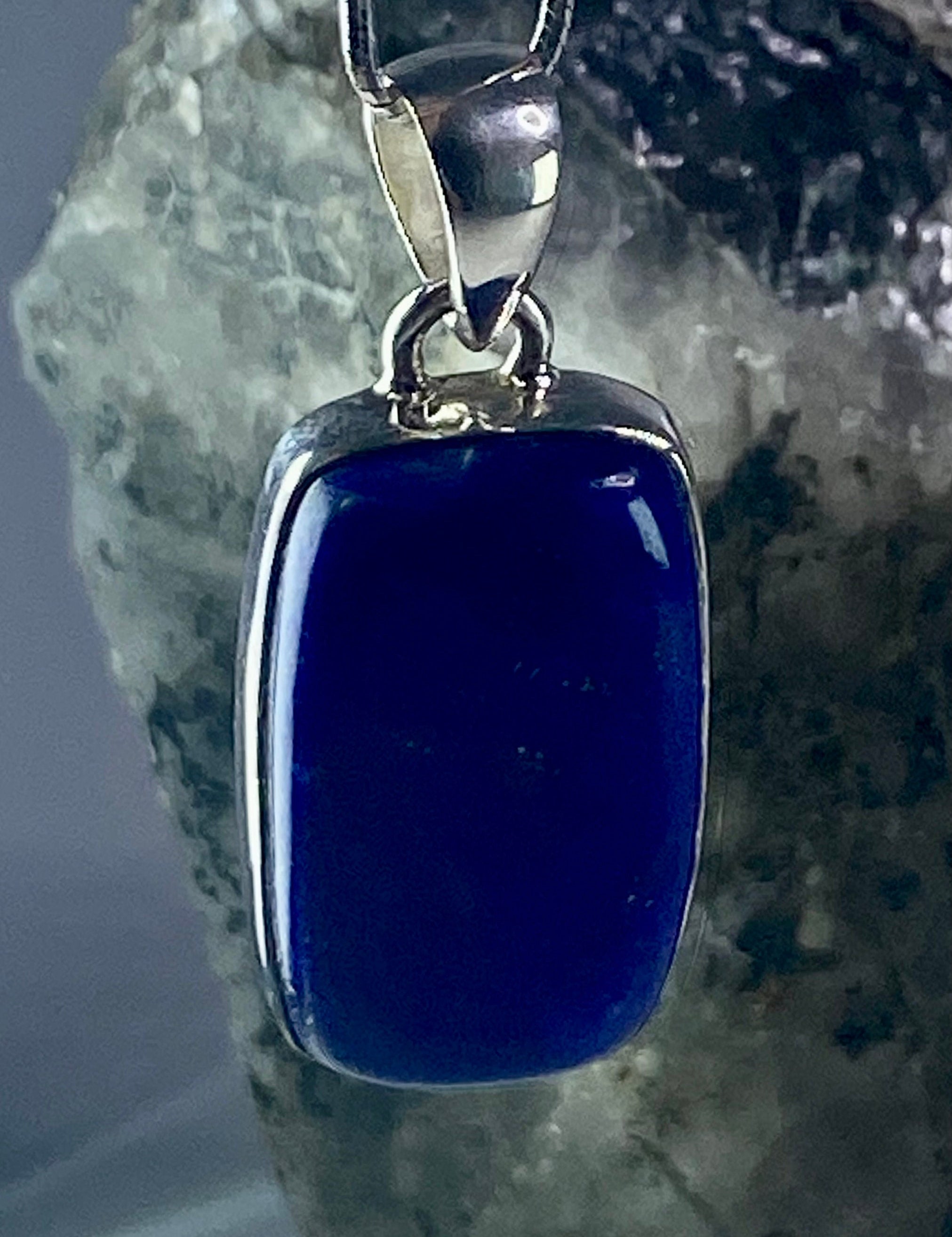 Lapis Lazuli(A+) 925 Silver Pendant (UV2519)