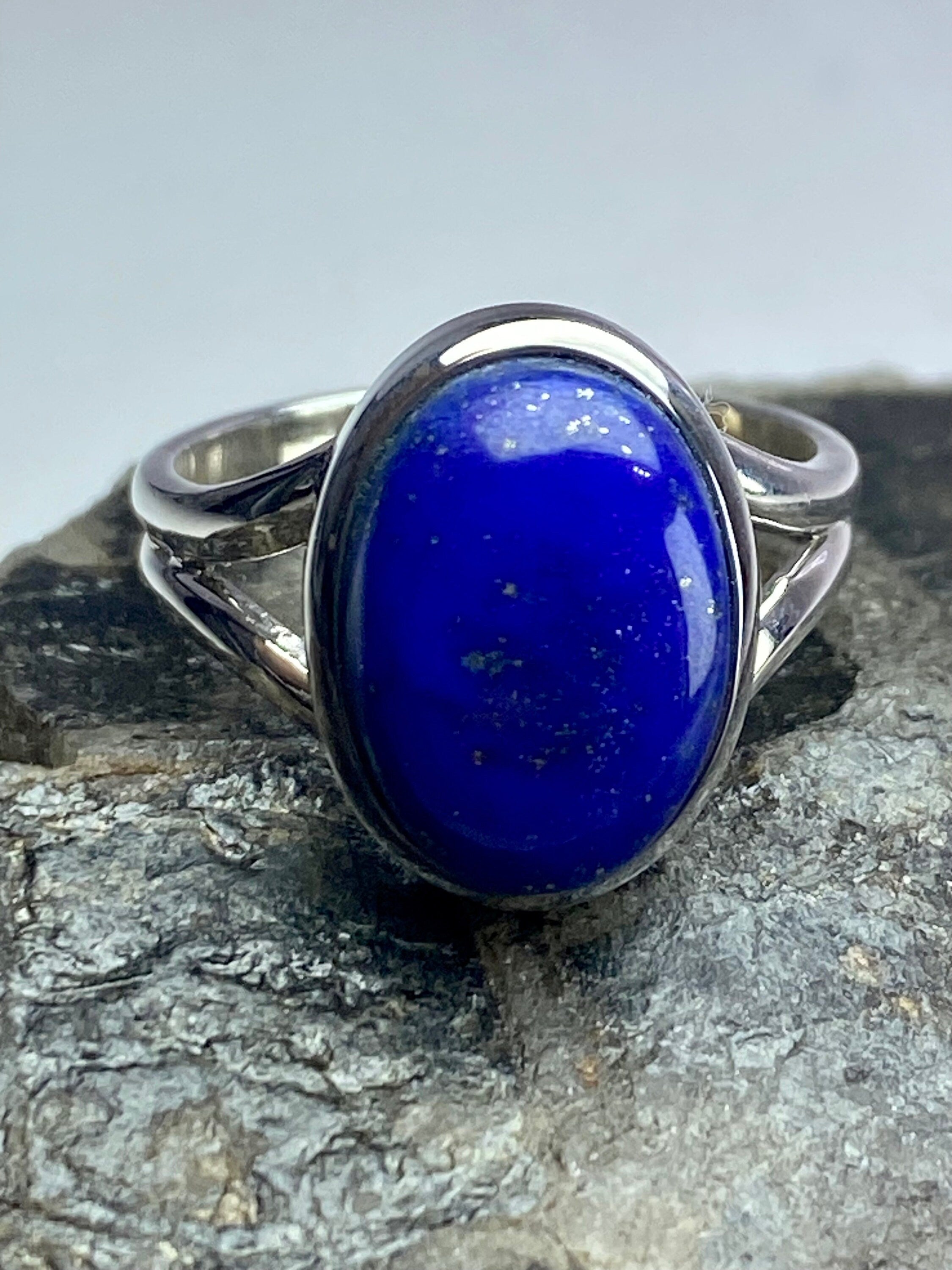 Natural Lapis Lazuli and Silver Ring (UV2783)