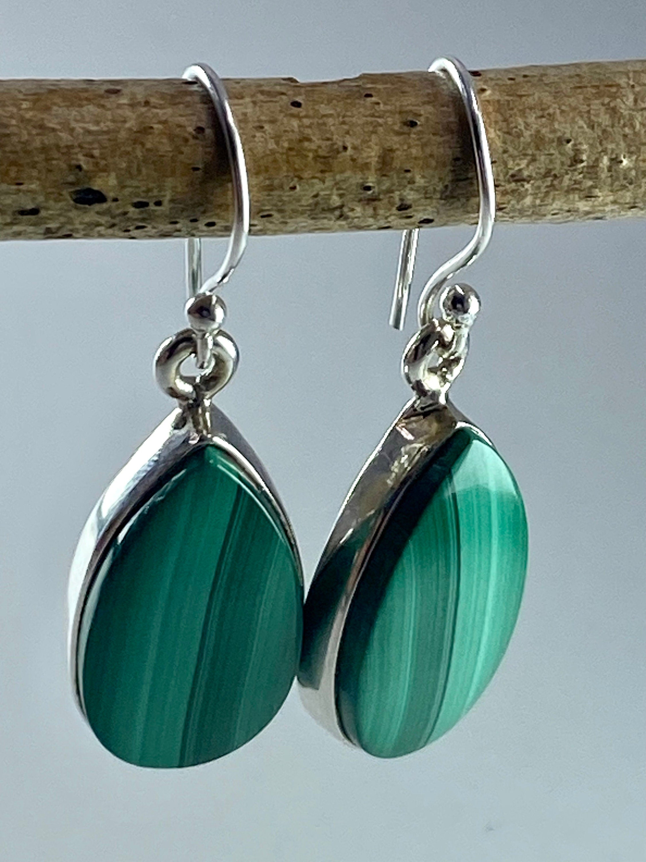 Natural Malachite and Silver Earrings(UV1587)