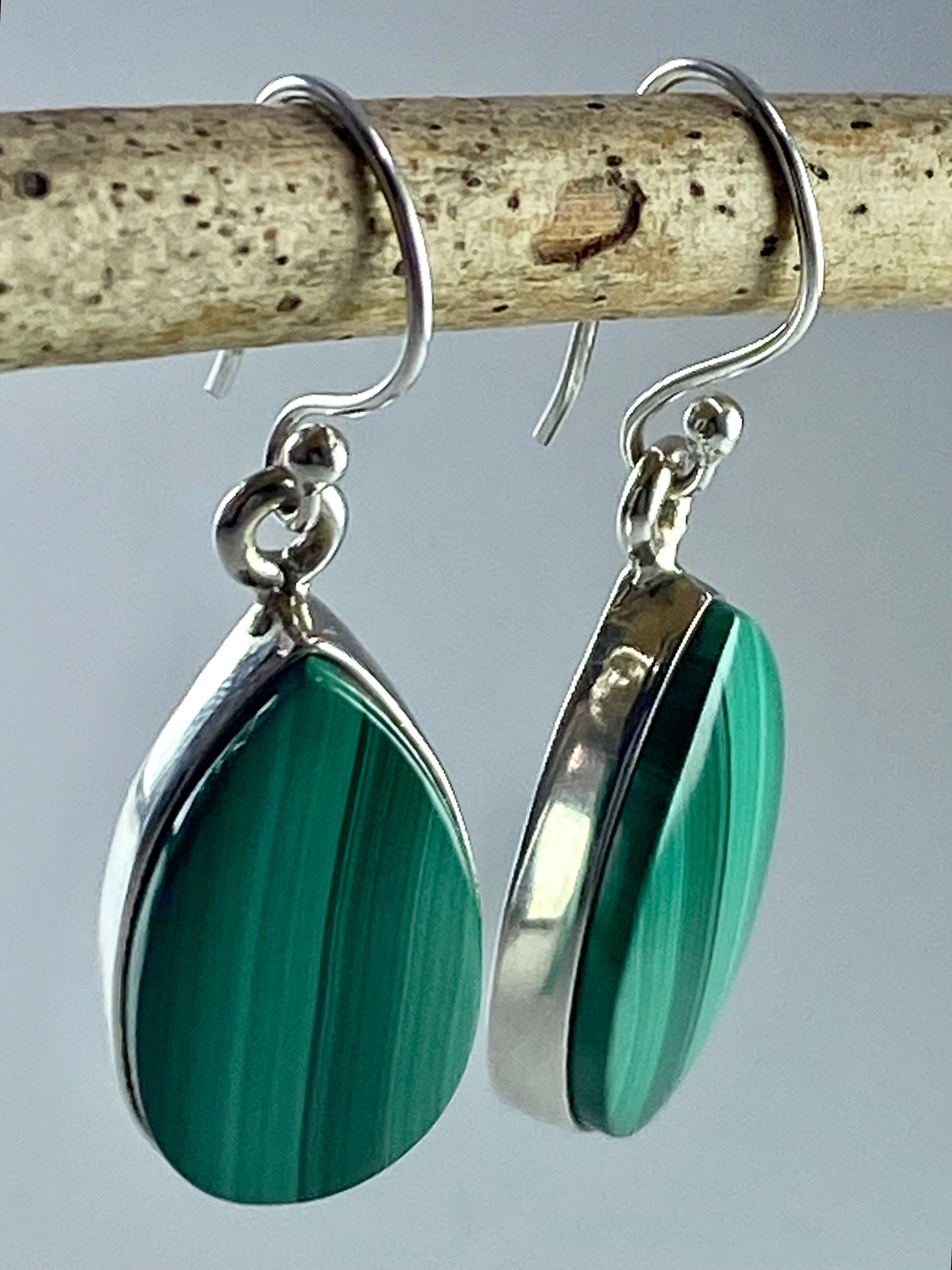 Natural Malachite and Silver Earrings(UV1587)