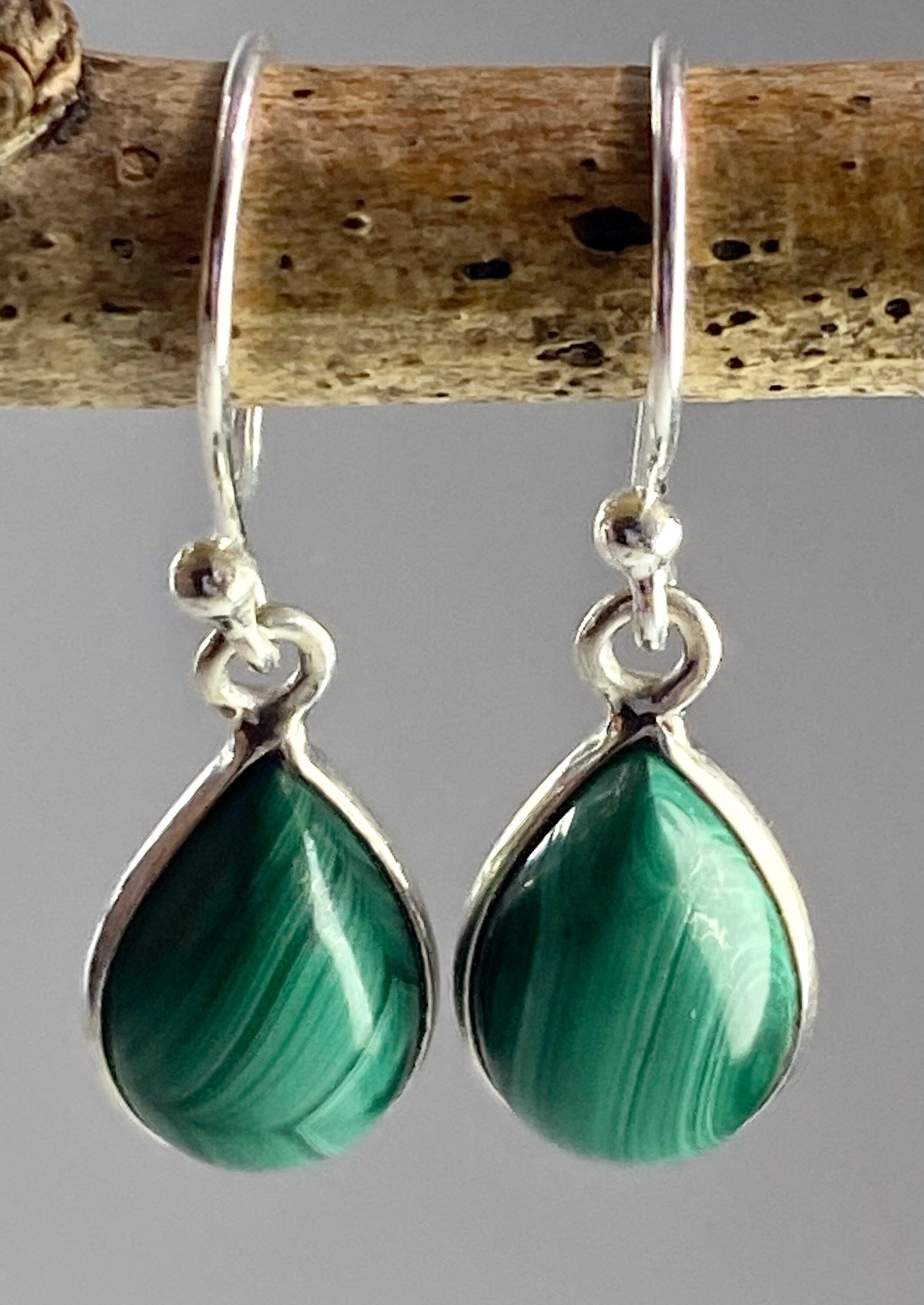 Natural Malachite and Silver Earrings(UV1650)