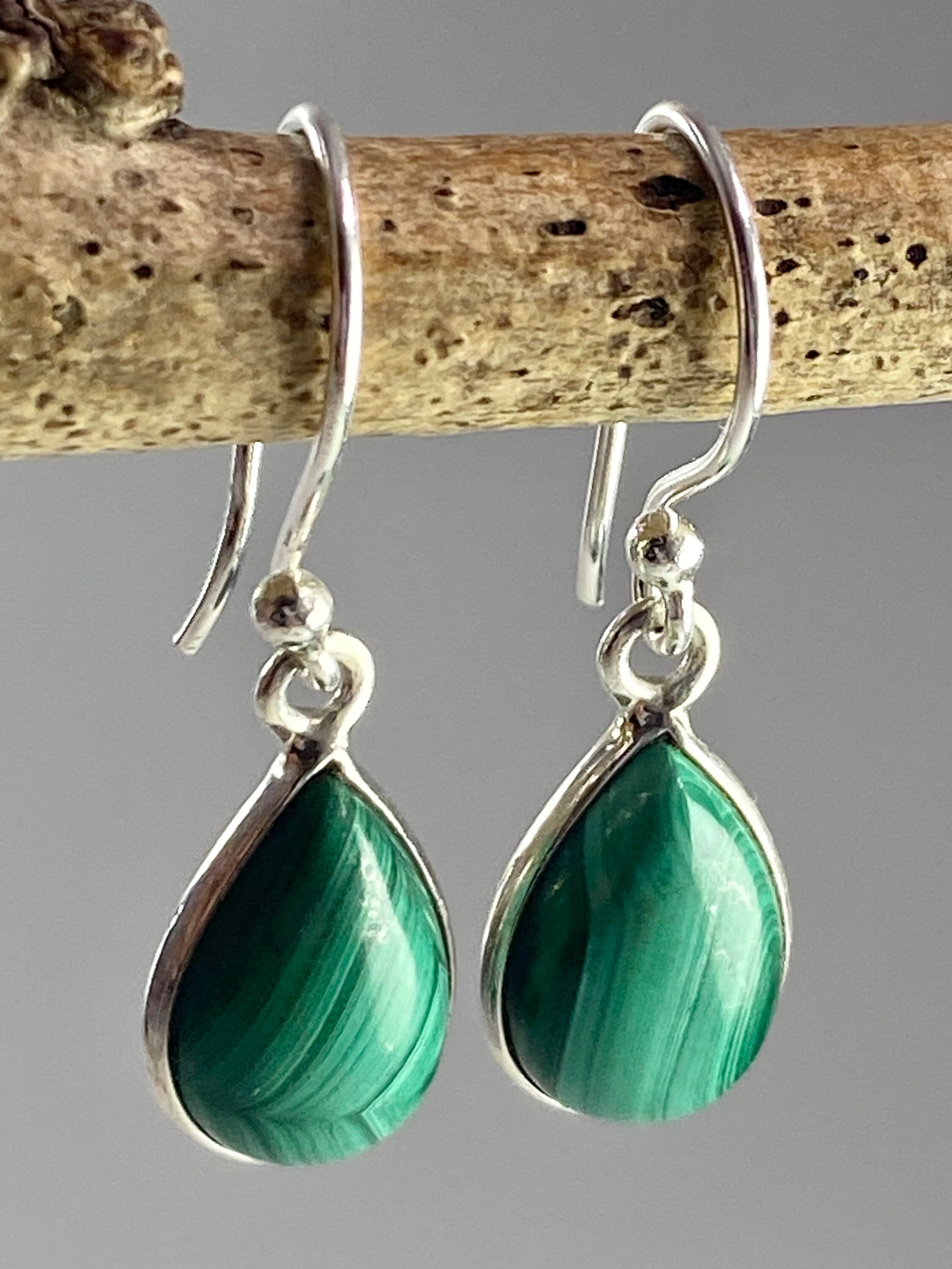 Natural Malachite and Silver Earrings(UV1650)