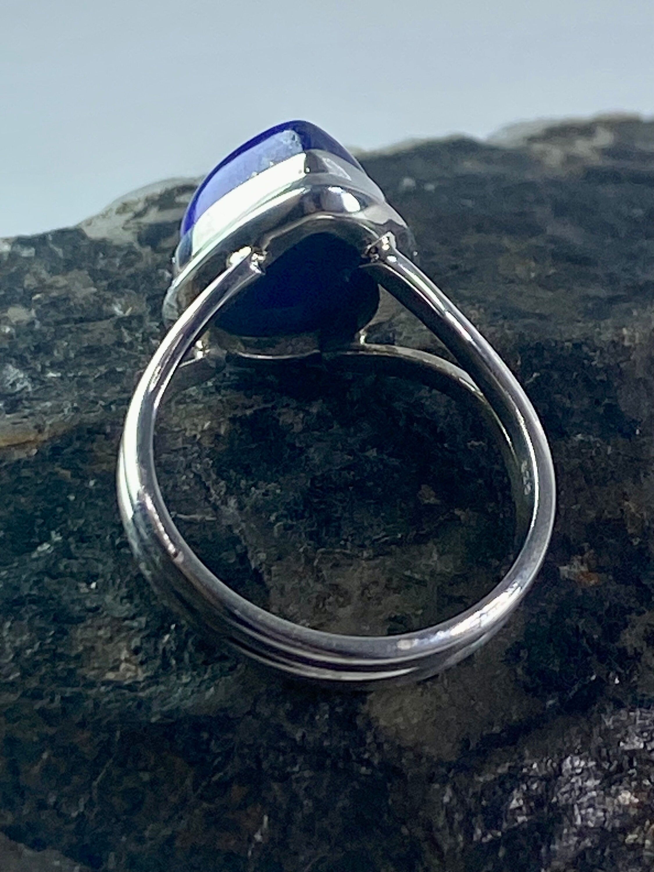 Natural Lapis Lazuli and Silver Ring (UV2786)