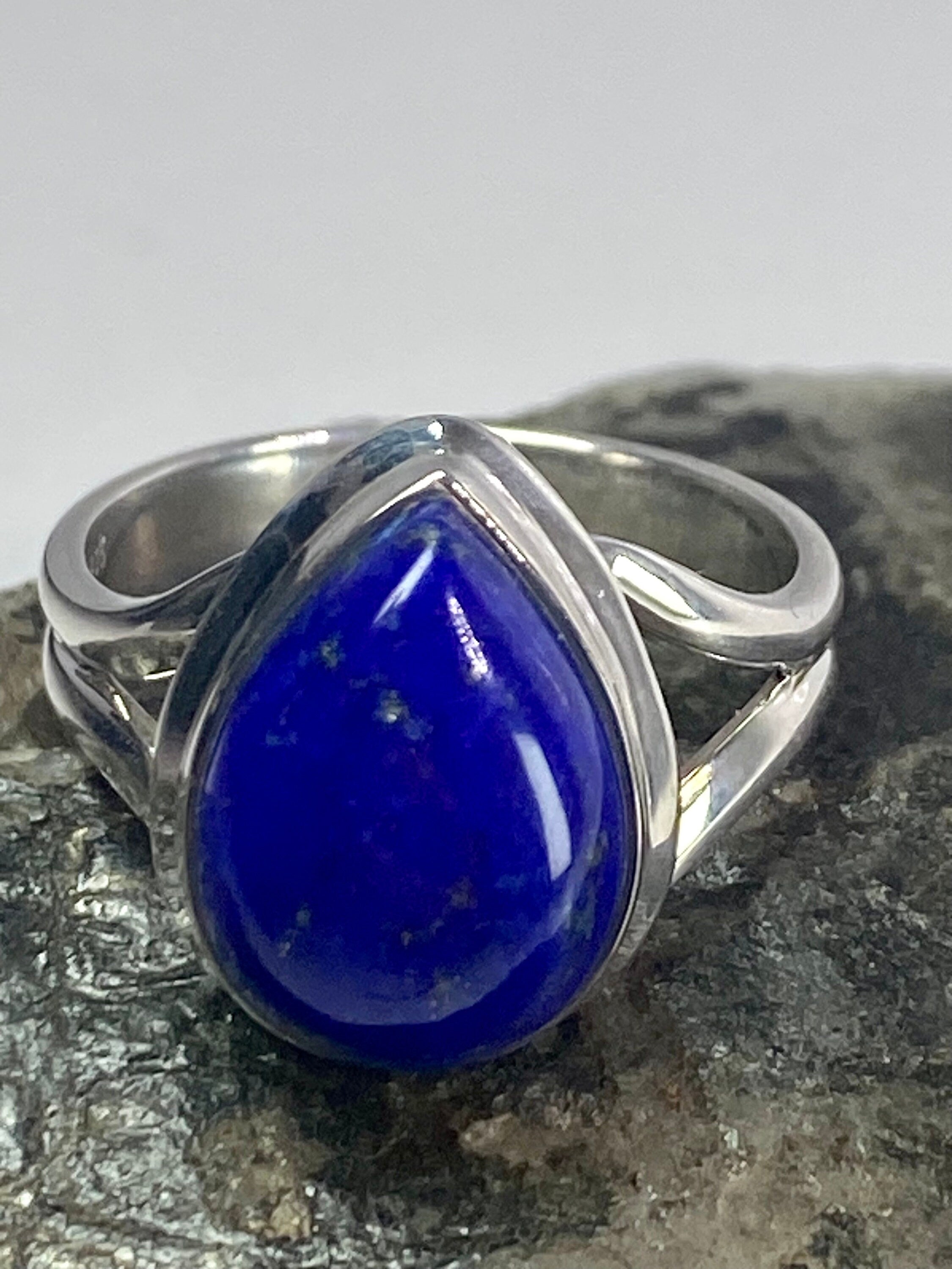 Natural Lapis Lazuli and Silver Ring (UV2786)