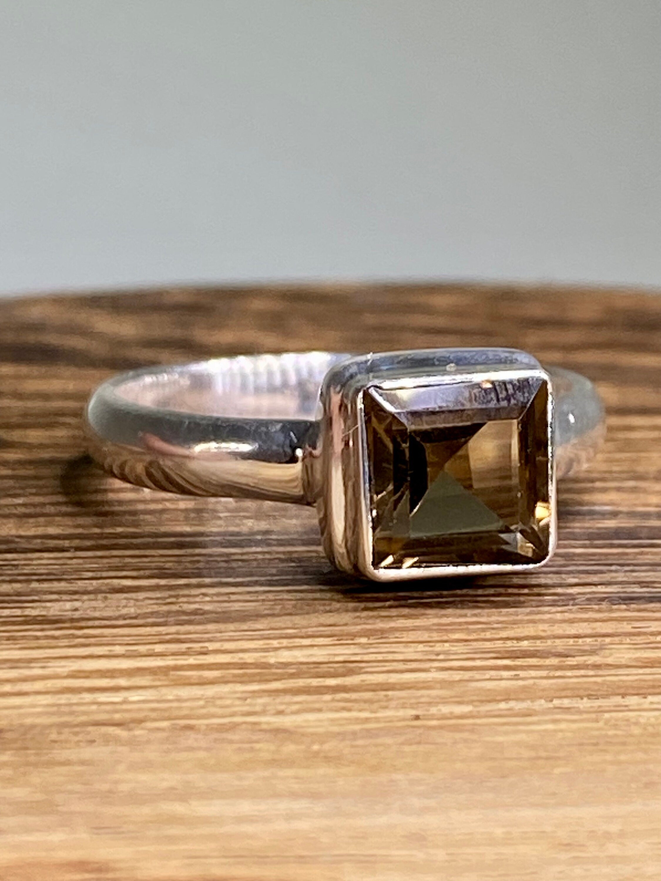 Smoky Quartz and Sterling Silver Ring (UV)