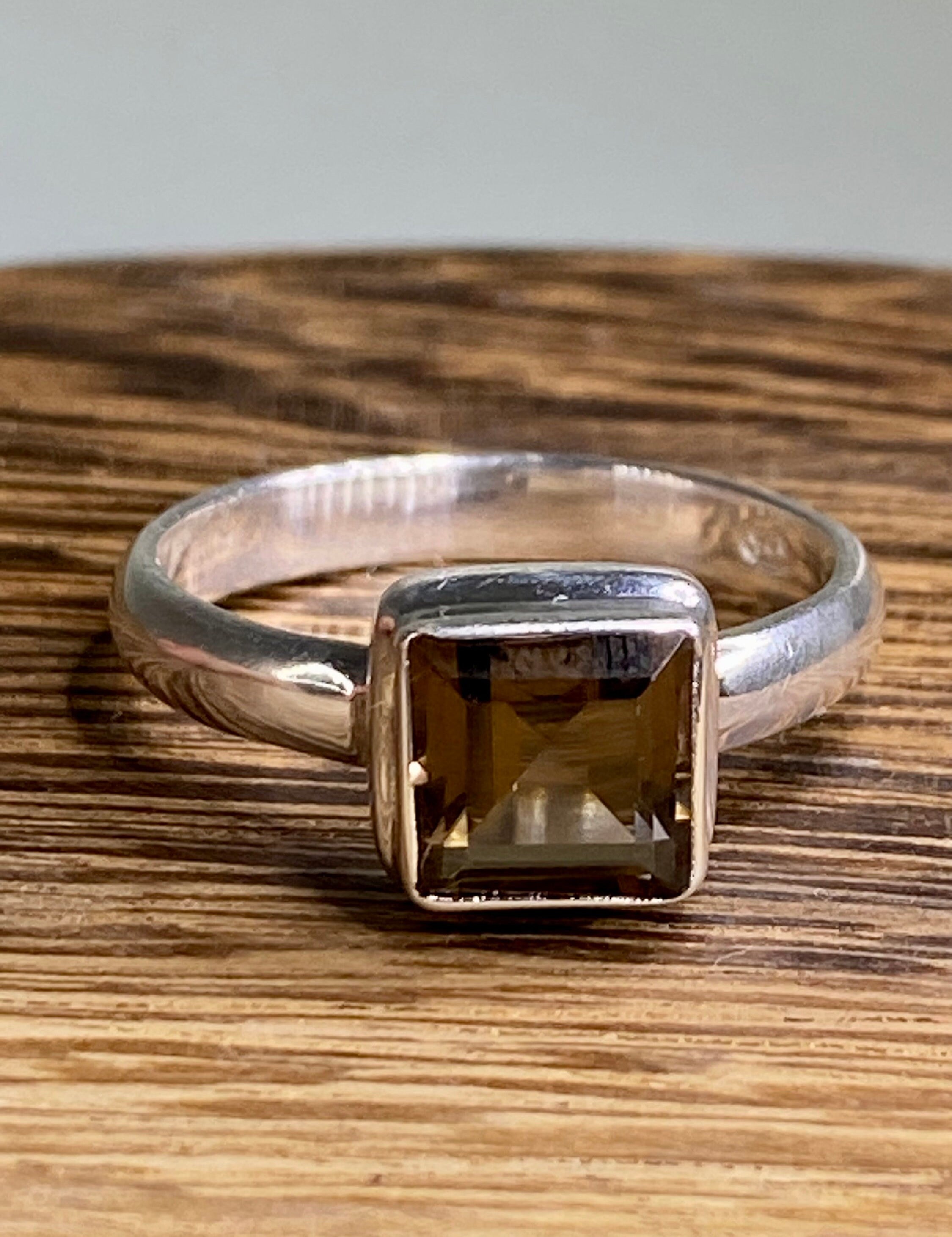 Smoky Quartz and Sterling Silver Ring (UV)