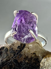 Rough Purple Amethyst and Sterling Silver Ring (UV1009)