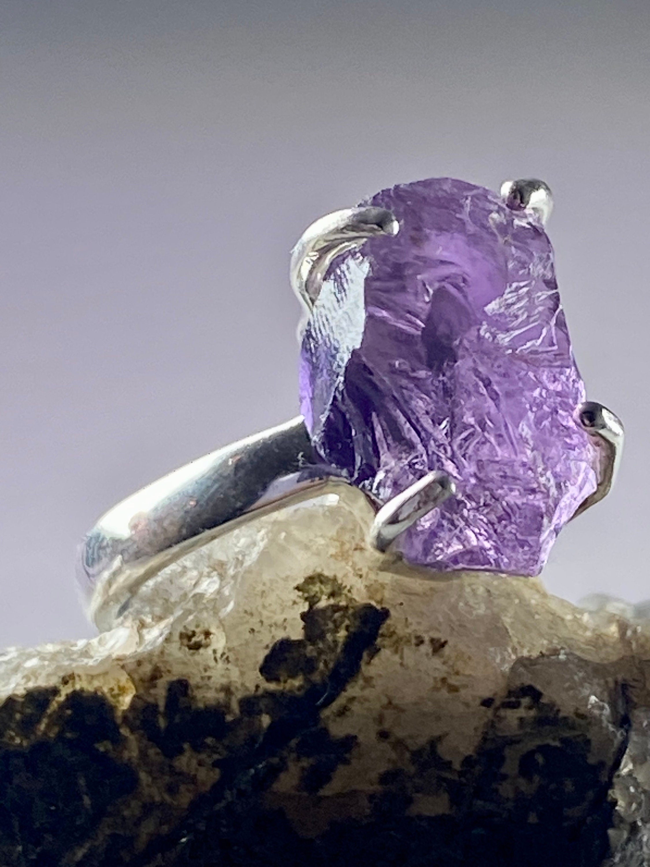 Rough Purple Amethyst and Sterling Silver Ring (UV1009)