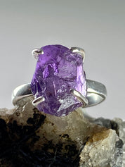 Rough Purple Amethyst and Sterling Silver Ring (UV1009)