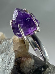 Rough Purple Amethyst and Sterling Silver Ring (UV1008)