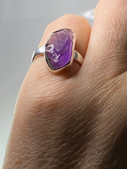 Rough Purple Amethyst and Sterling Silver Ring (UV848)