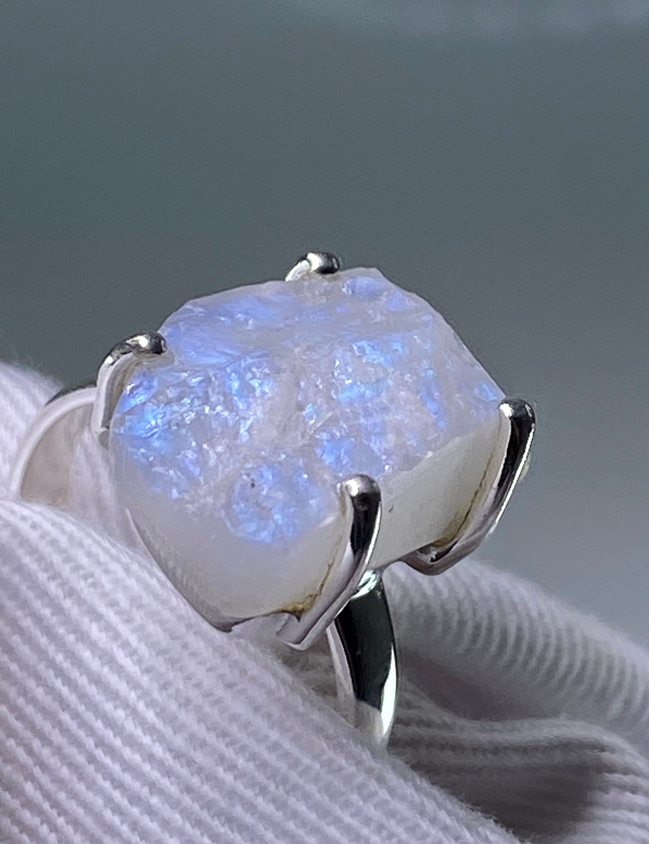 RAINBOW MOONSTONE ROUGH ring