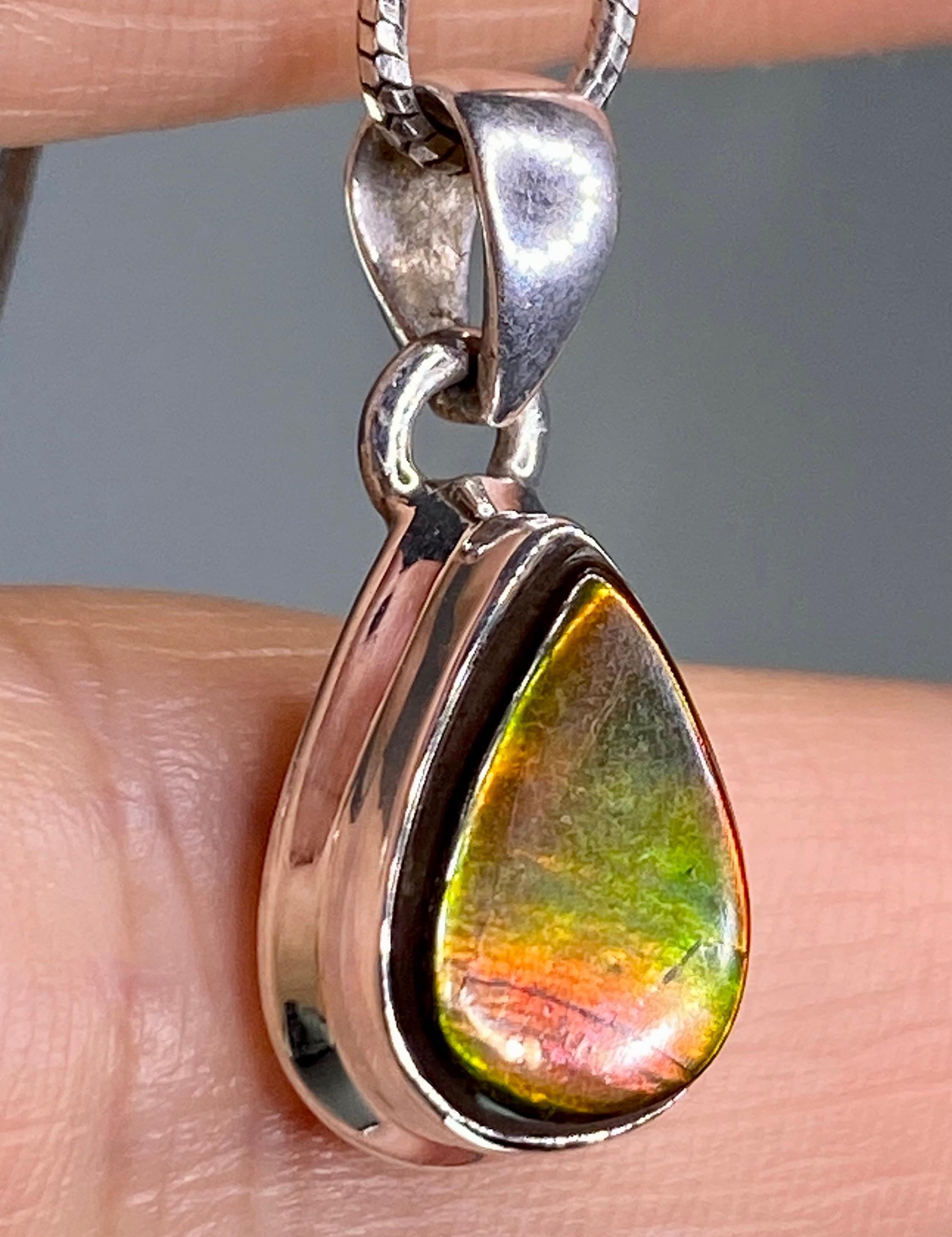 Ammolite Silver Pendant