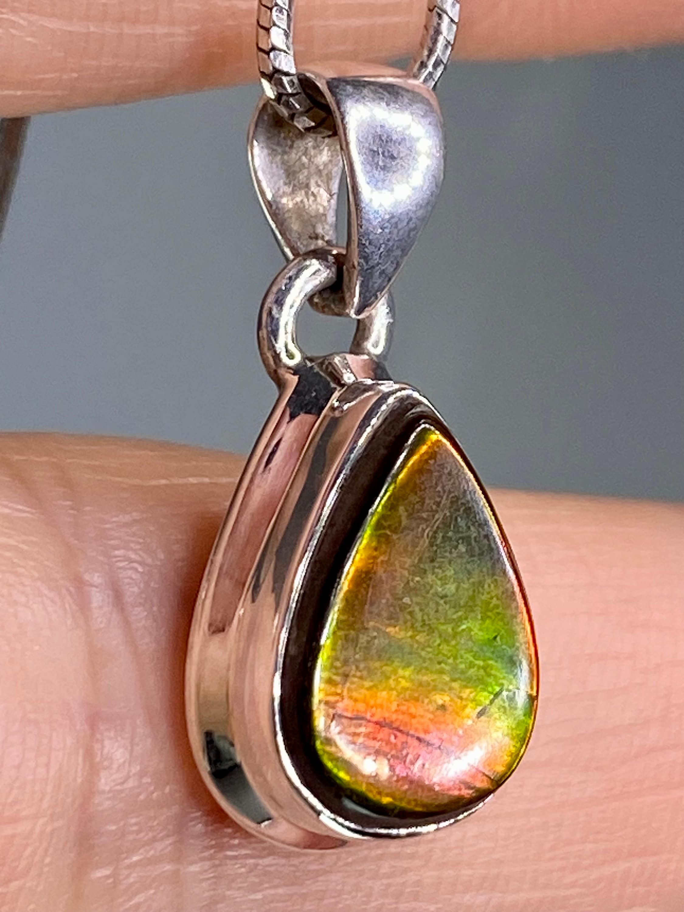 Ammolite Silver Pendant