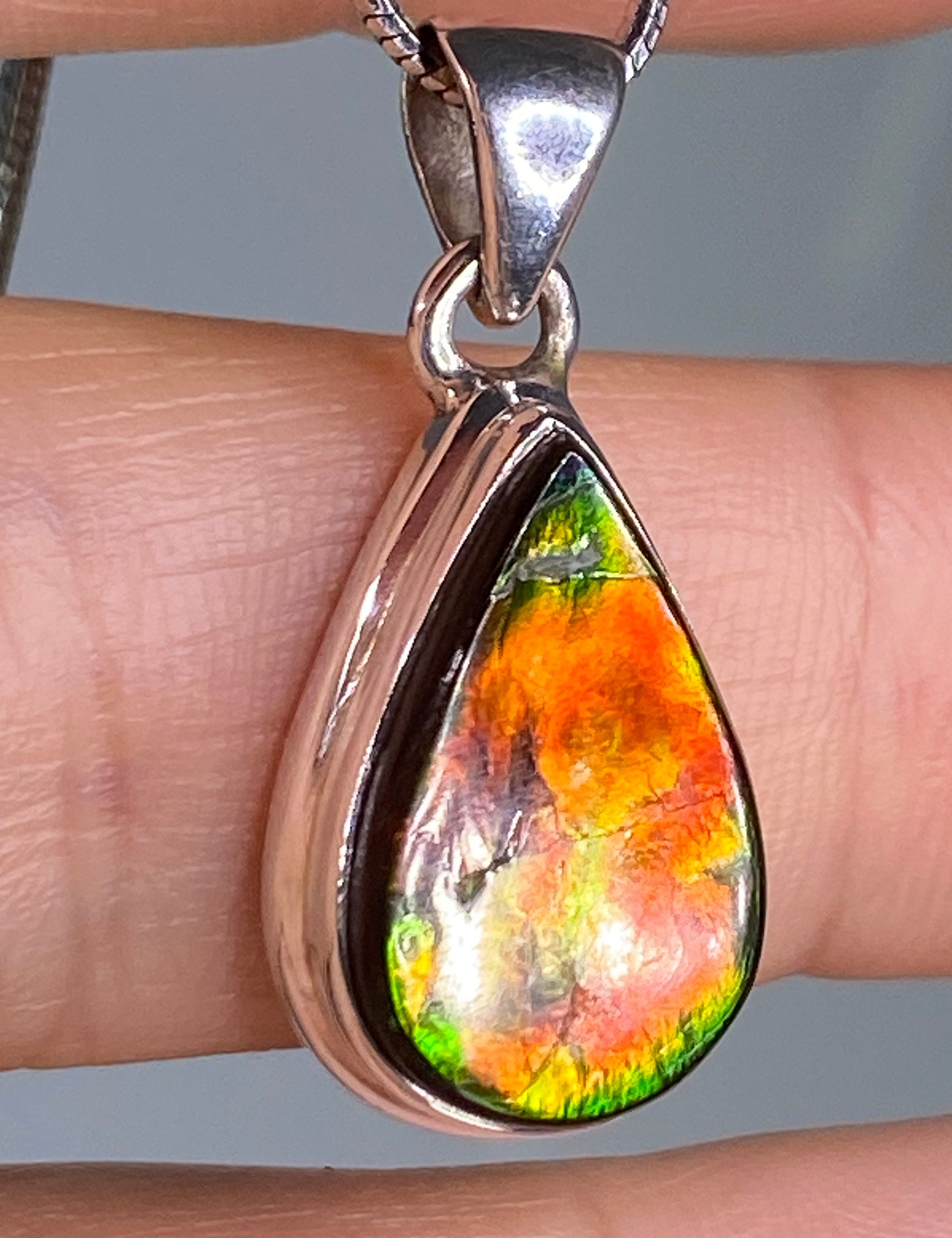 Ammolite Silver Pendant