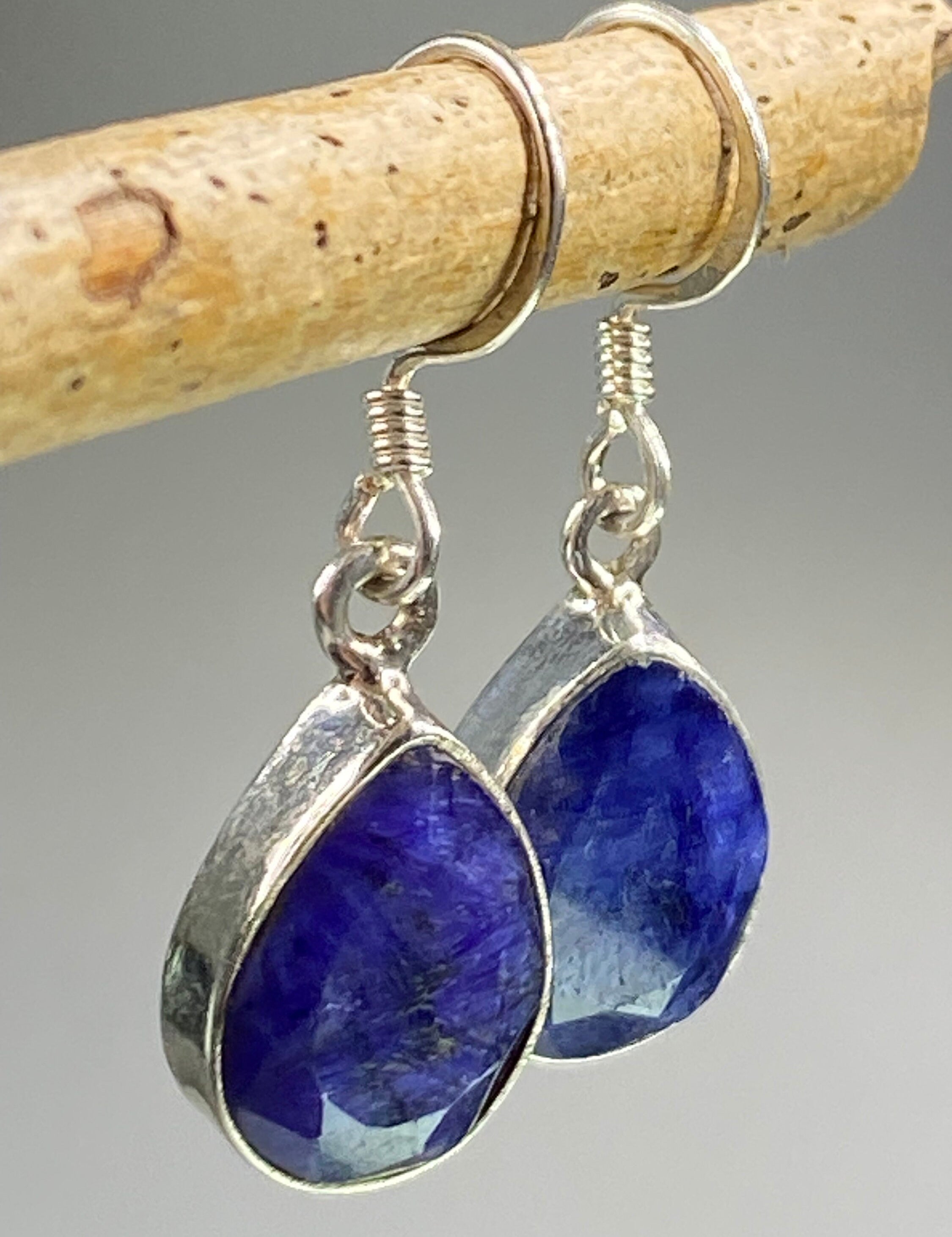 Raw Sapphire and Silver Dangle Earrings (M)