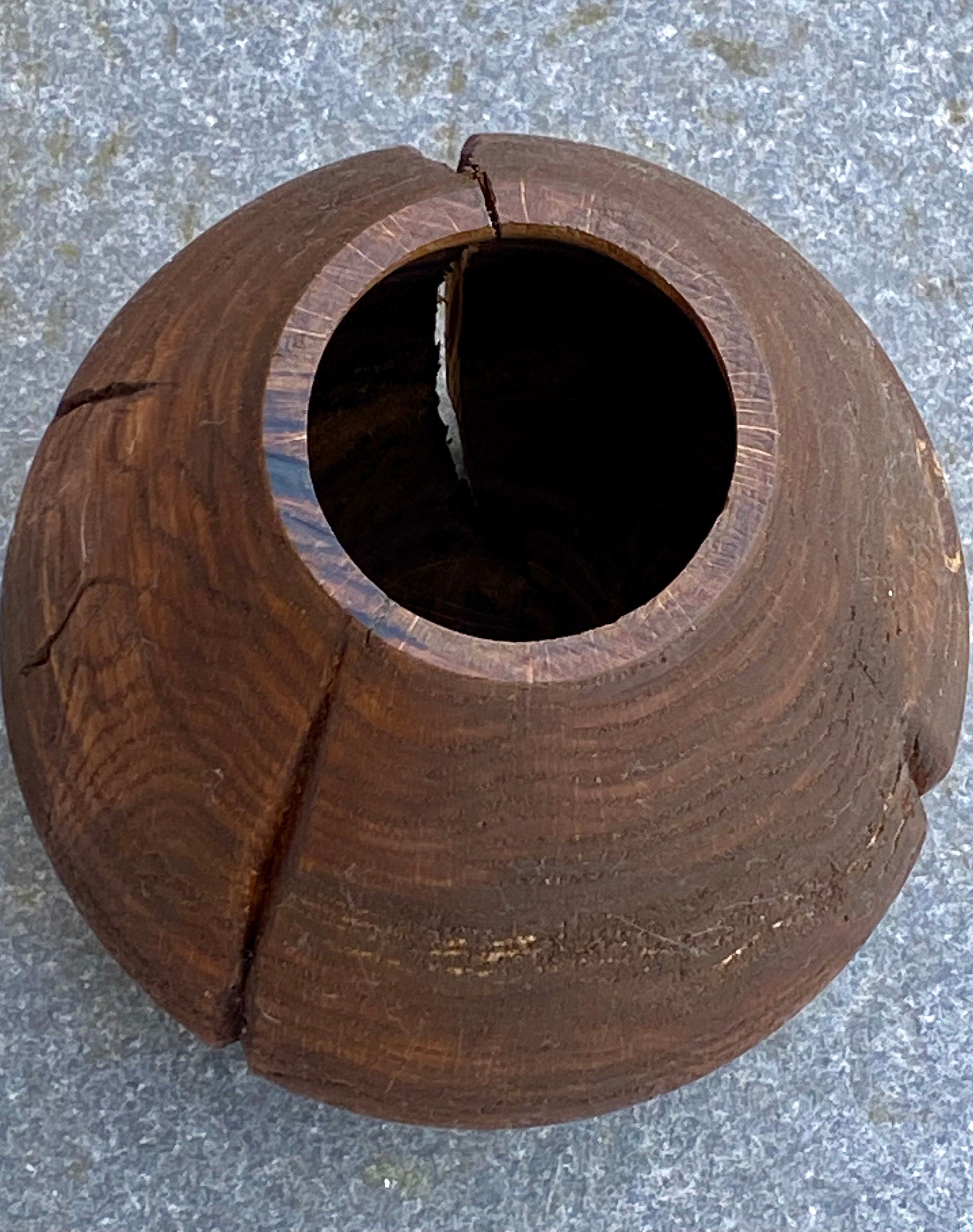 Hand Turned Oak Wood Vase – Wabi-Sabi Sculpture