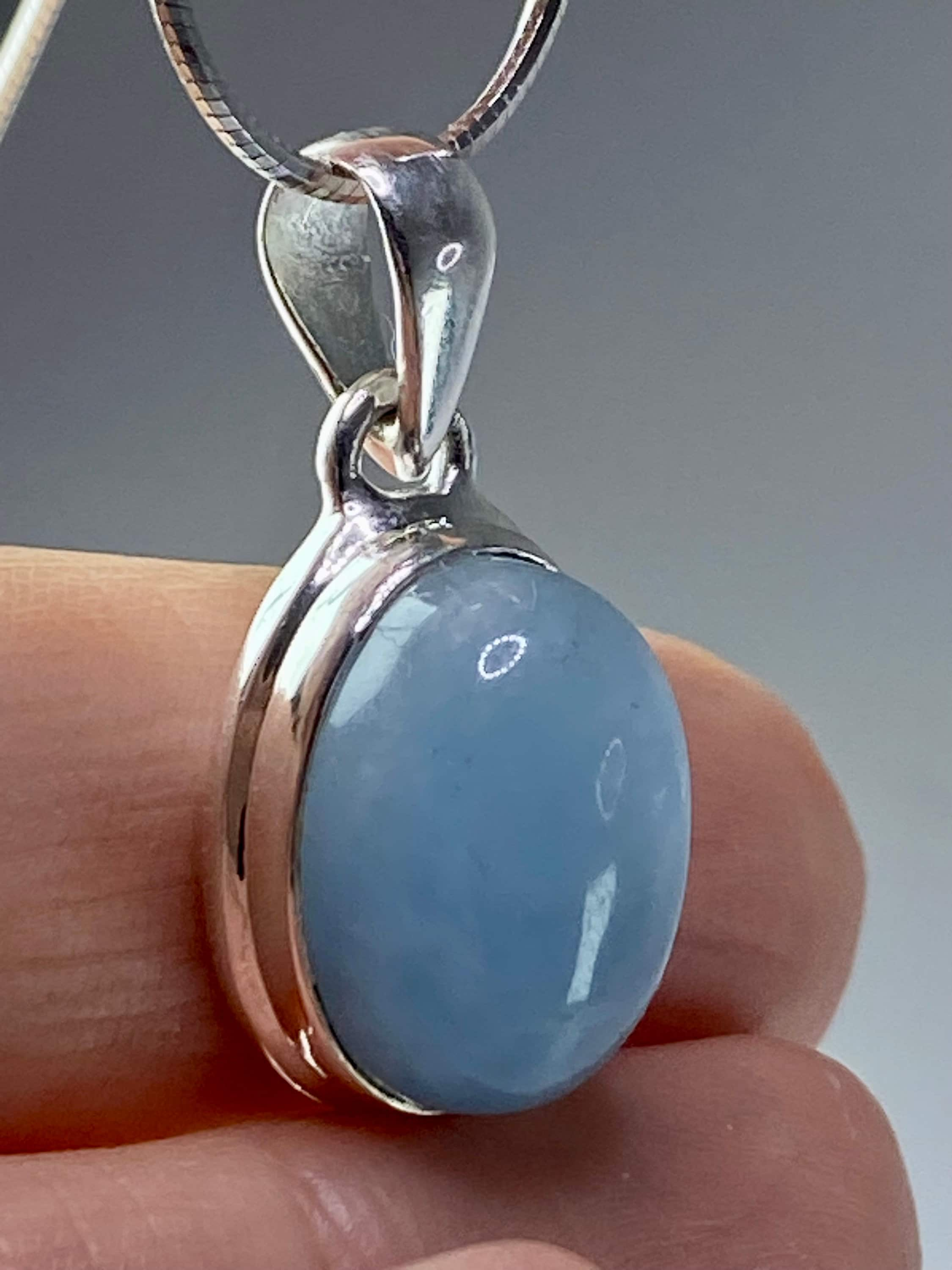 High Quality Natural Aquamarine and Silver Pendant