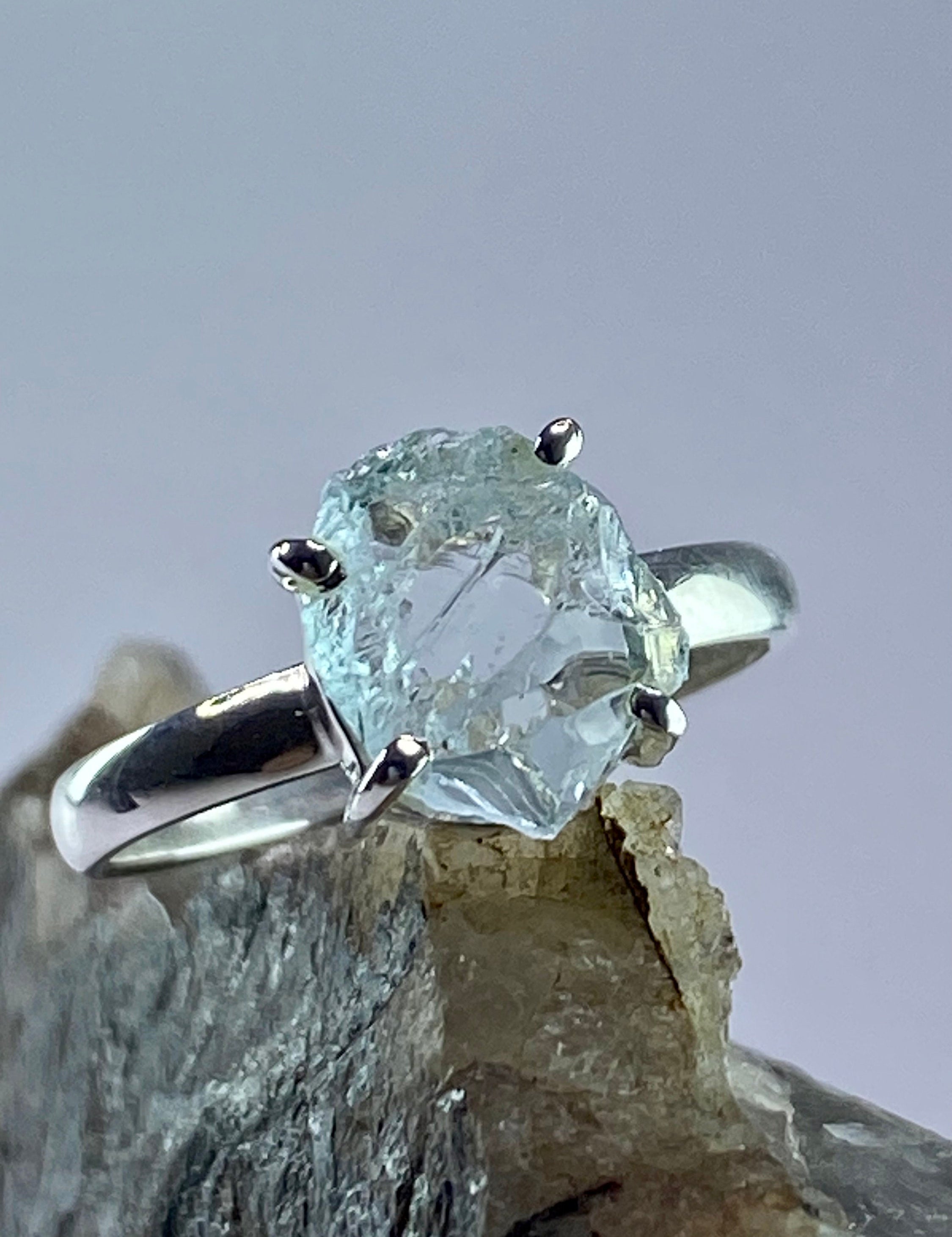 Aquamarine and silver ring