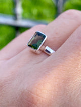 Grade AAA - Fine Cut Natural Faceted MOLDAVITE and Sterling Silver Ring.