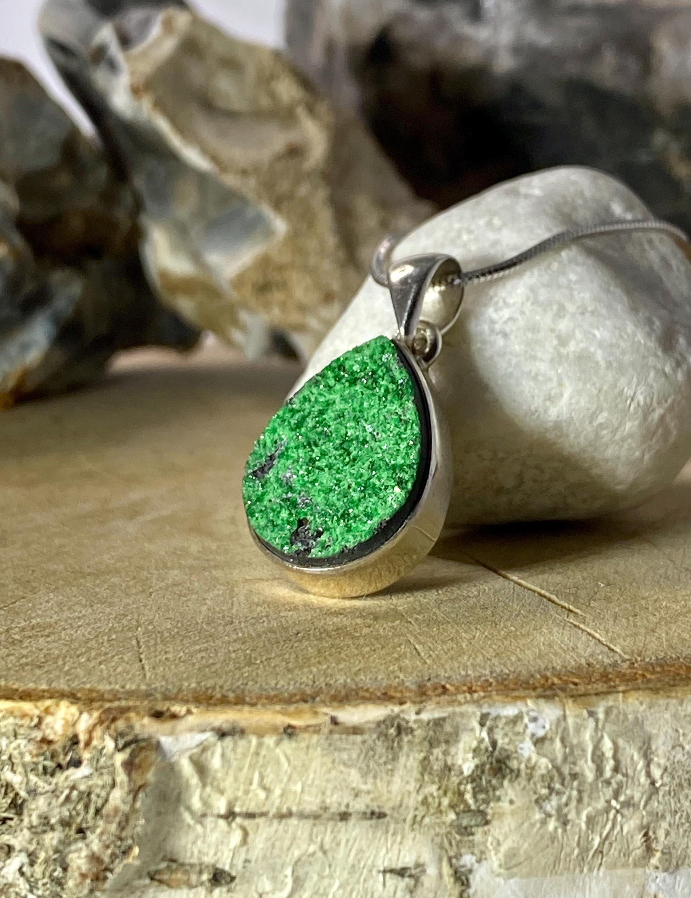 A Rare Green Garnet (Uvarovite) 925 Sterling Silver Teardrop Pendant
