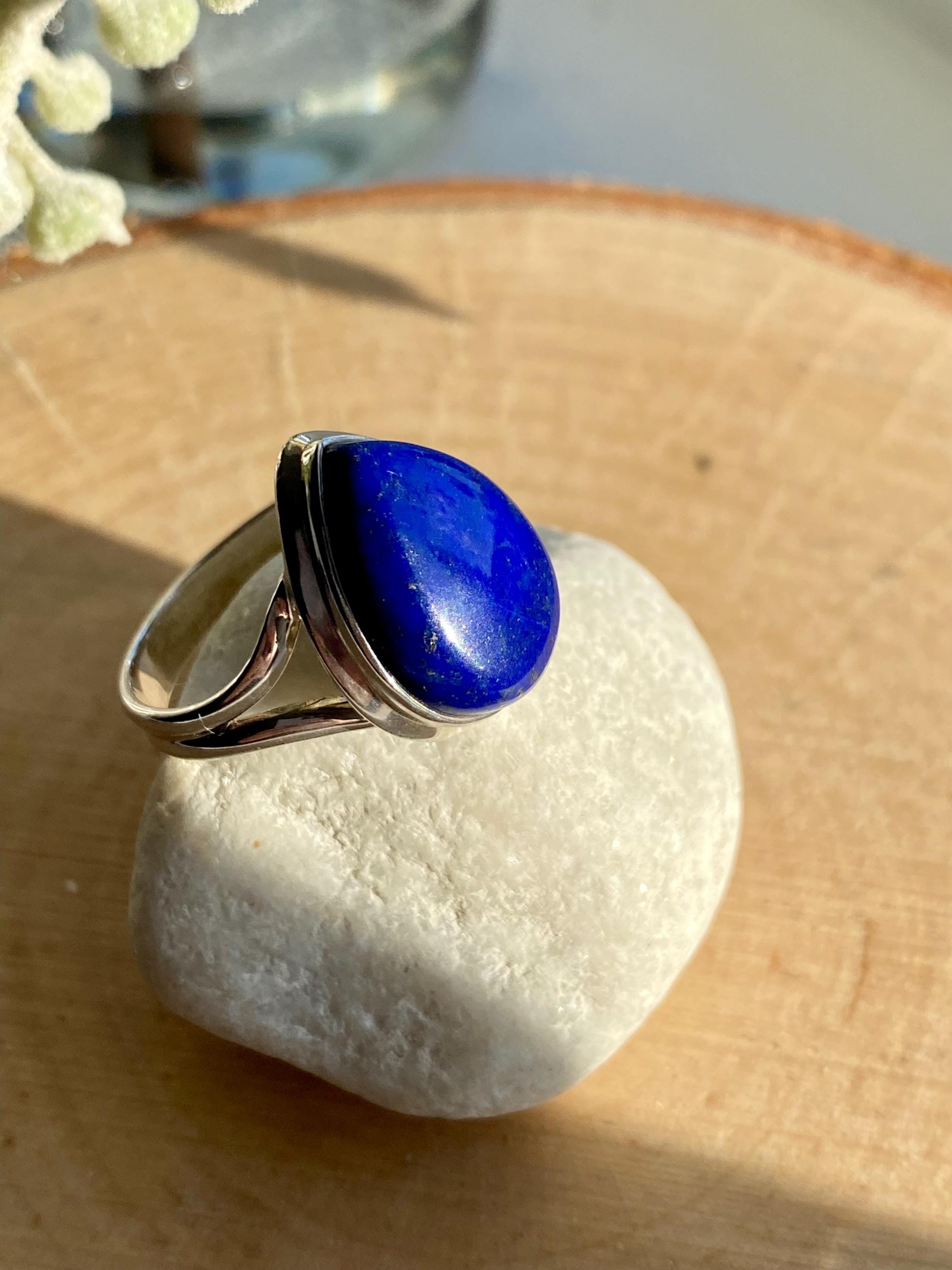 Natural Lapis Lazuli and Silver Ring (UV2756)