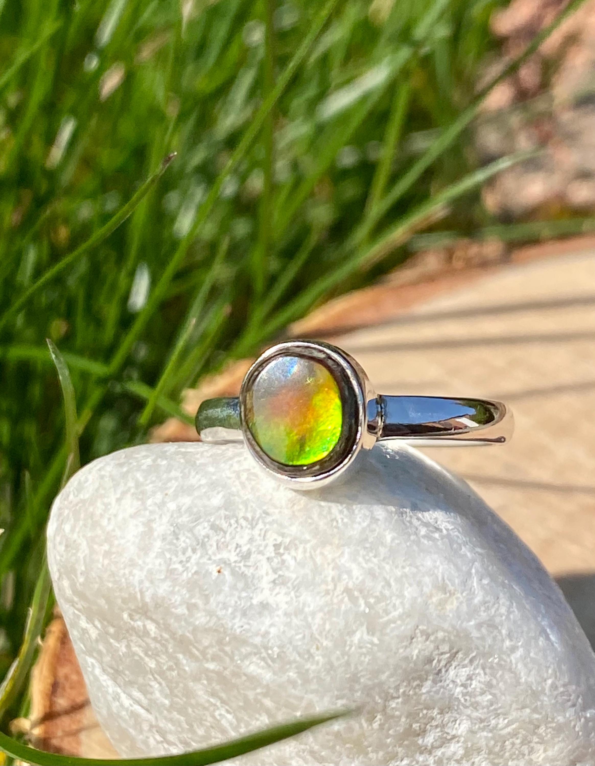 Iridescent Ammolite Sterling Silver Ring - Size US 7