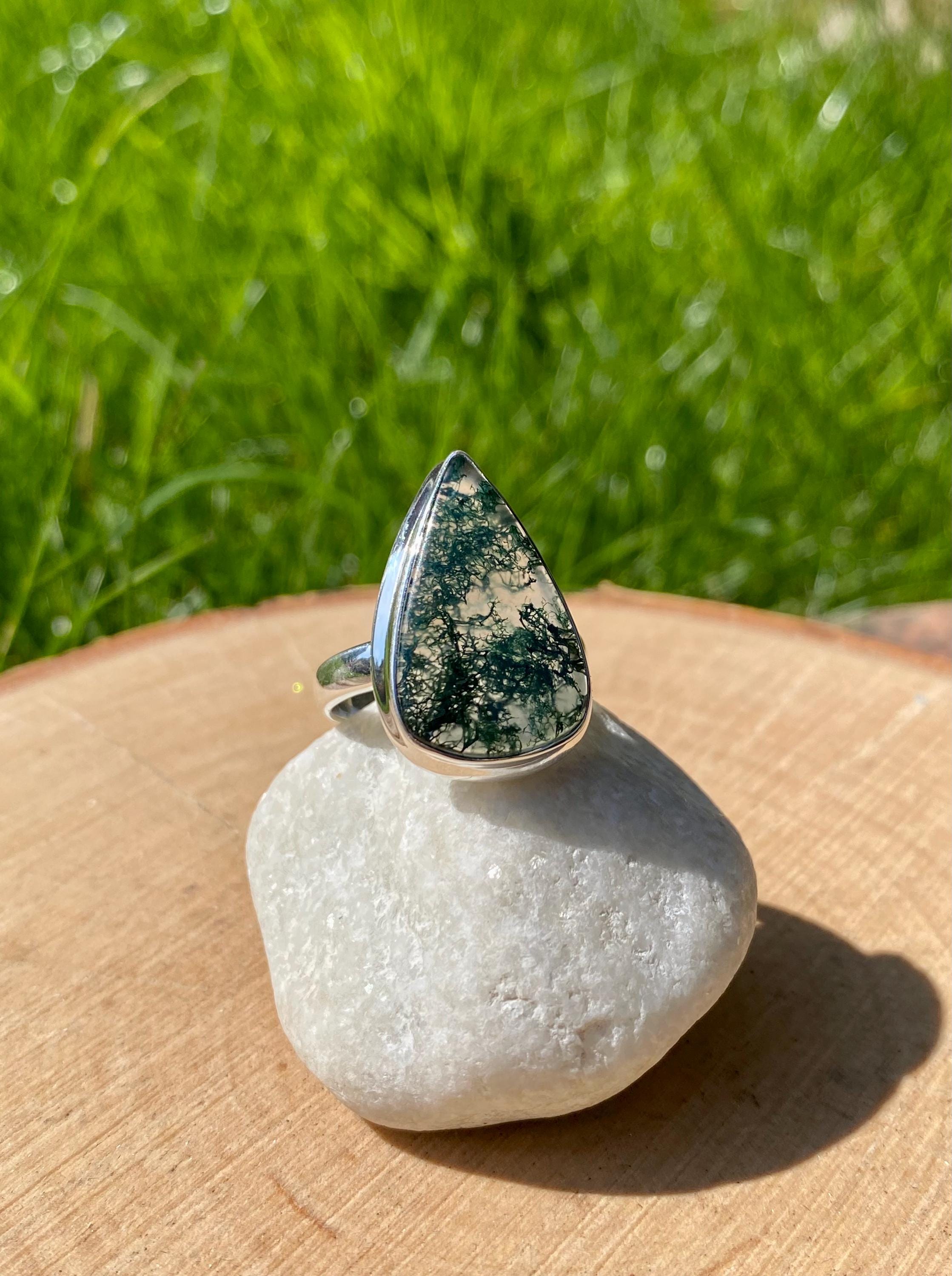 Moss Agate Sterling Silver Teardrop Ring