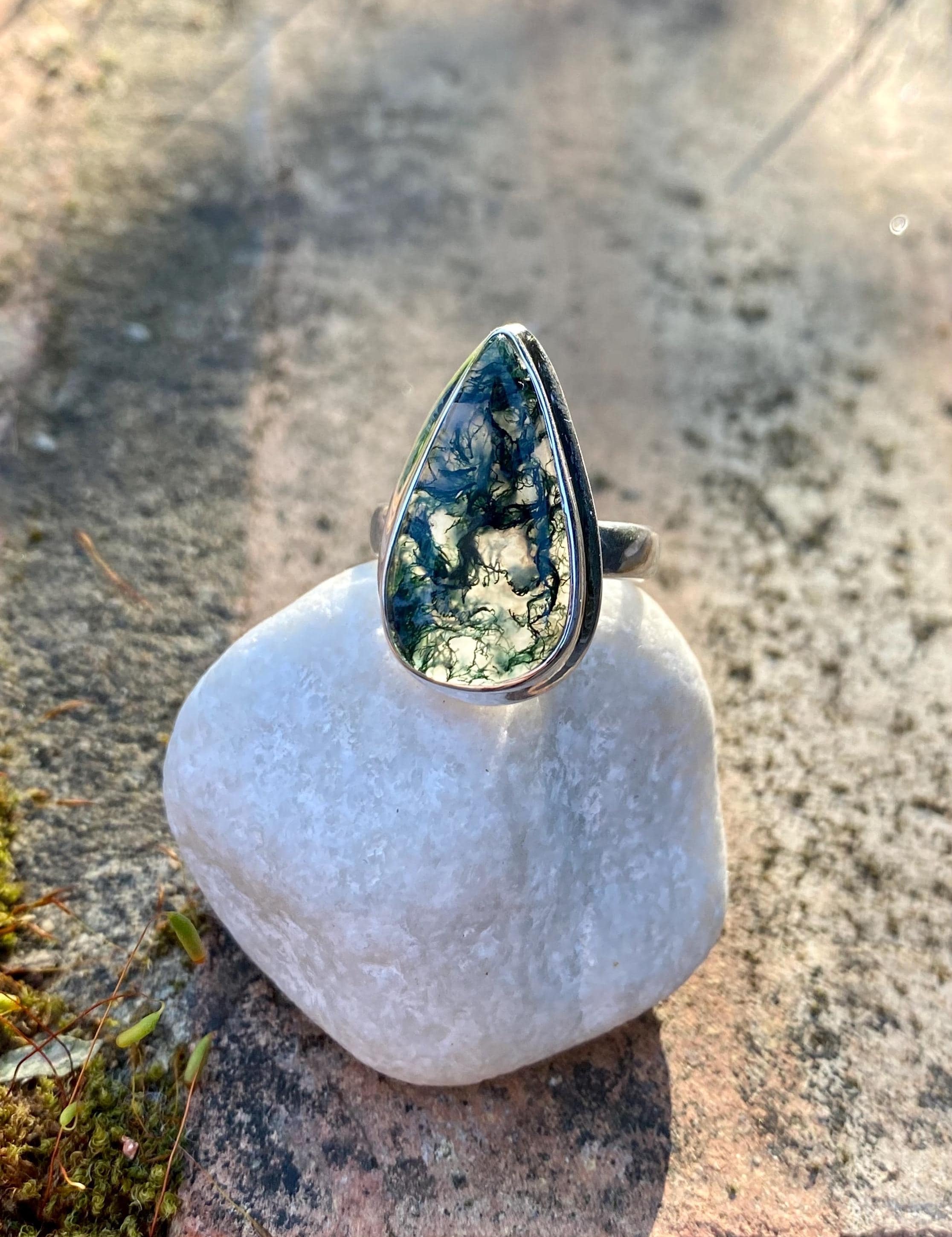 Moss Agate Sterling Silver Teardrop Ring