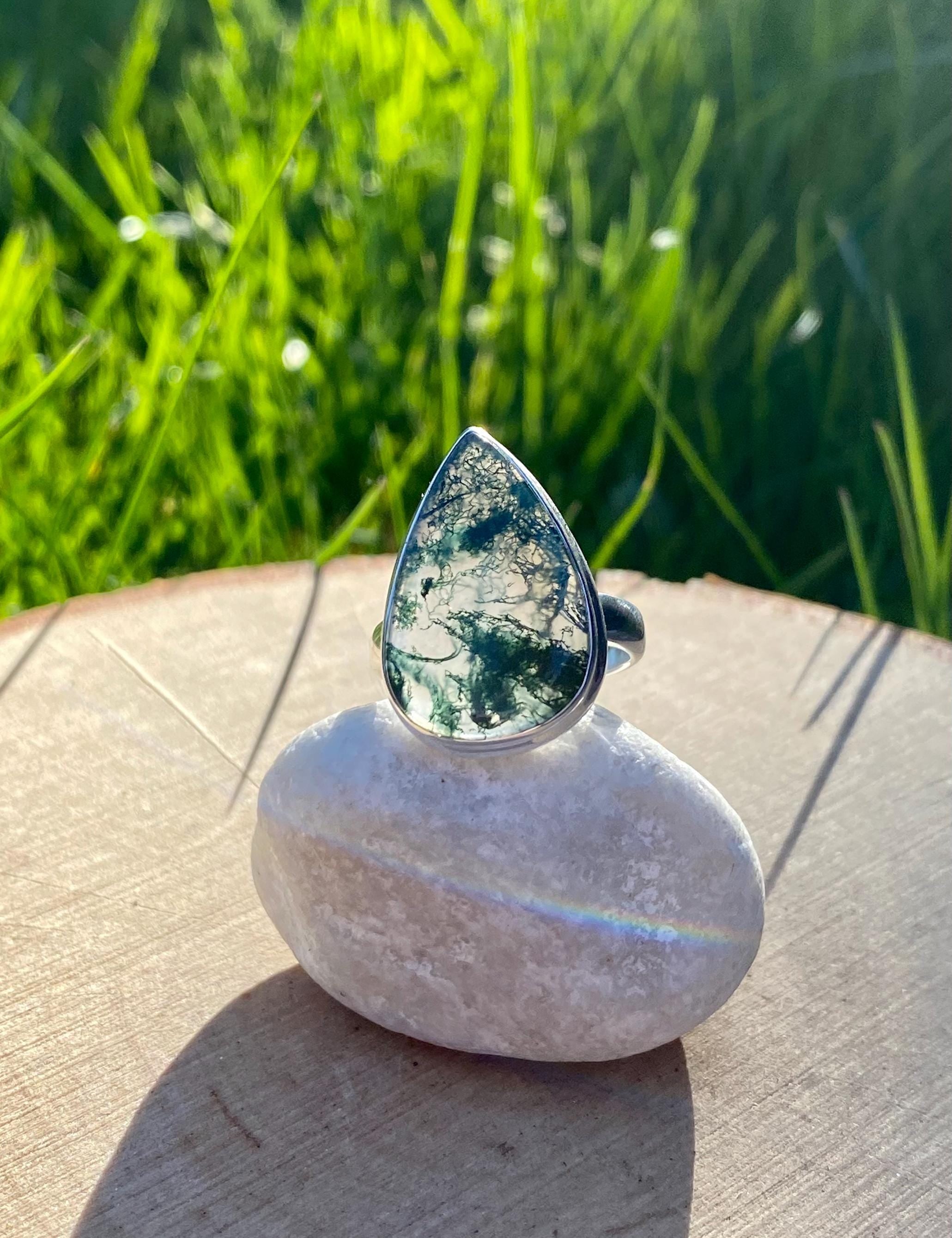 Moss Agate Sterling Silver Teardrop Ring