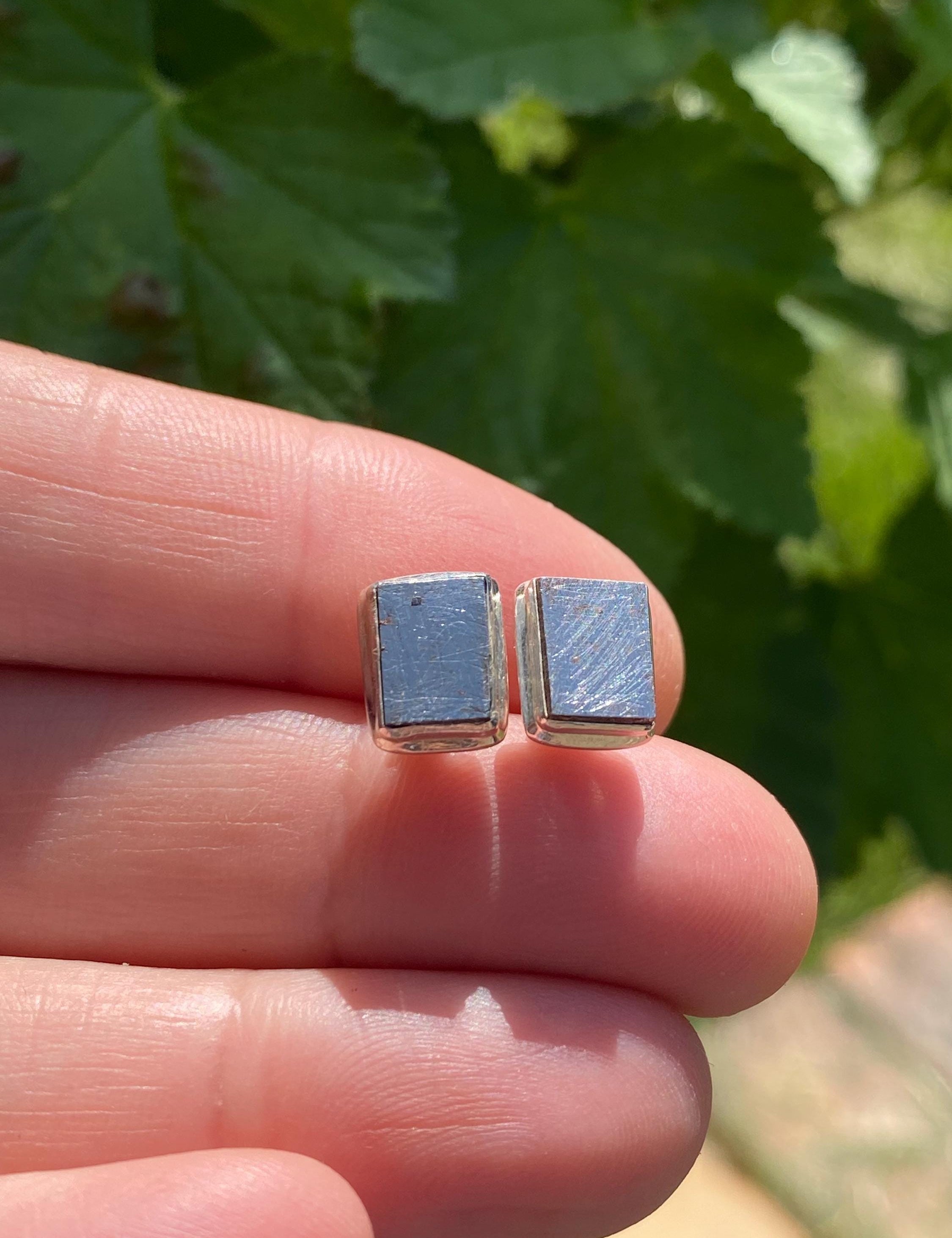 MUONIONALUSTA meteorite Sweden sterling sliver studs