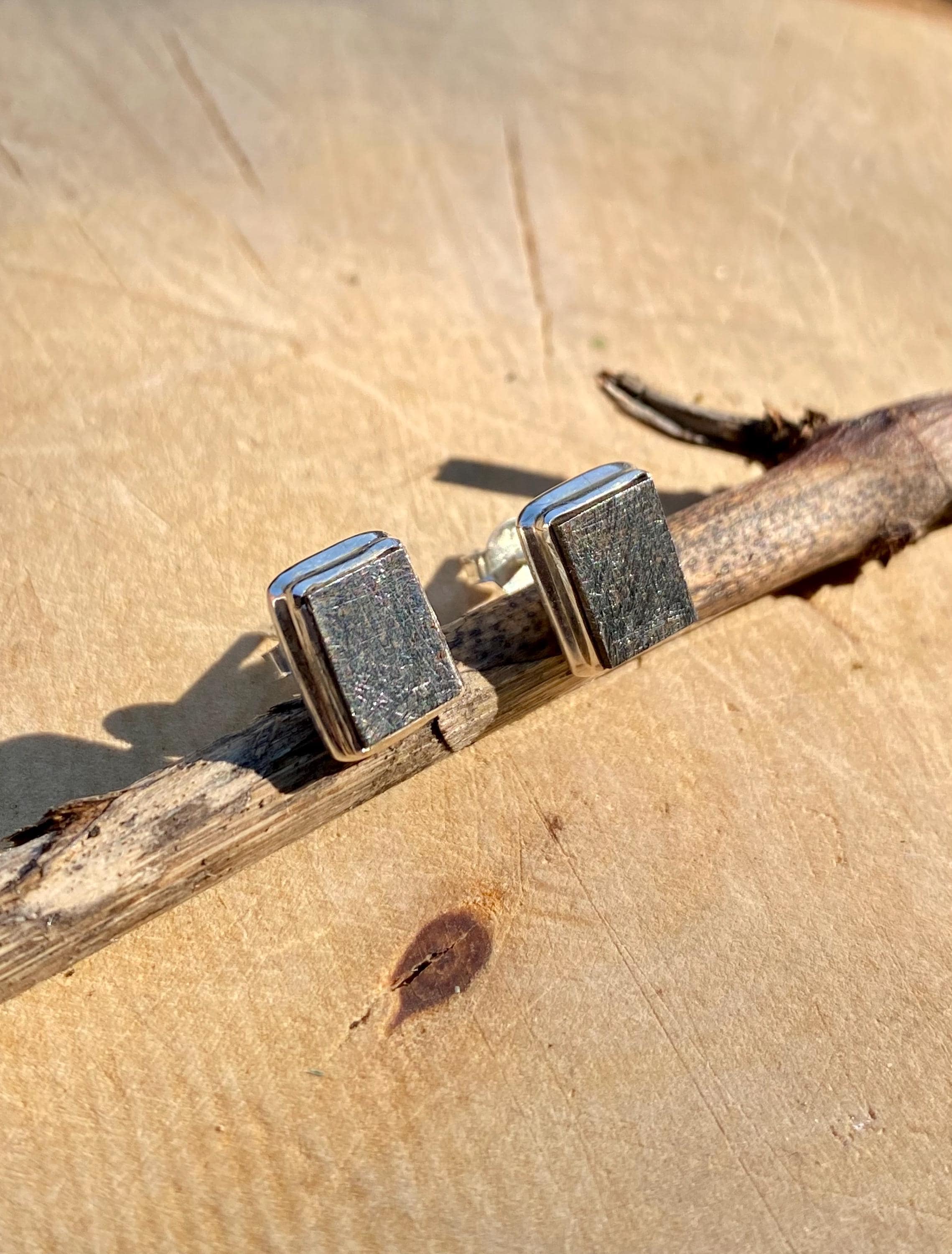 MUONIONALUSTA meteorite Sweden sterling sliver studs