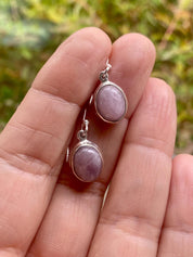 Natural Oval Kunzite Sterling Silver Dangle earrings
