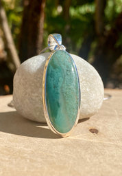 Genuine Oval Mtorolite Emerald Chrome Chalcedony 925 Sterling Silver Pendant