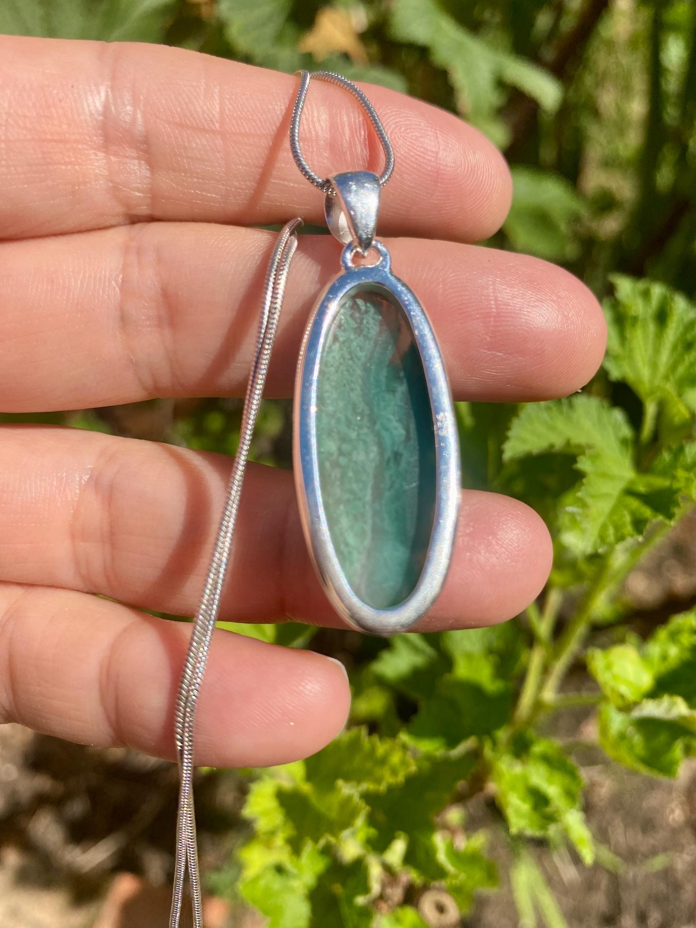 Genuine Oval Mtorolite Emerald Chrome Chalcedony 925 Sterling Silver Pendant