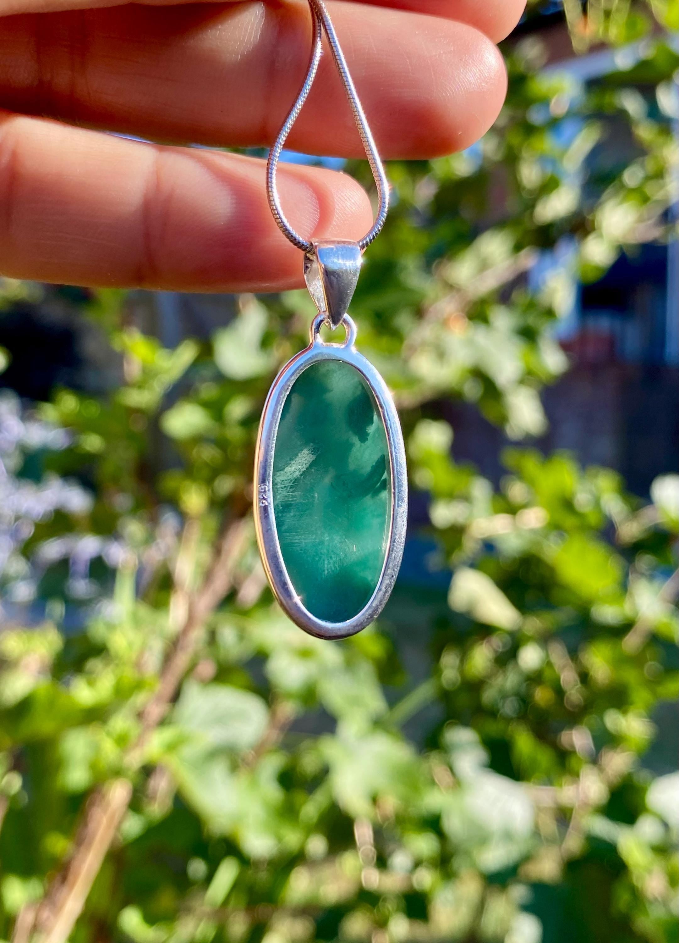 Genuine Mtorolite Emerald Chrome Chalcedony 925 Sterling Silver Oval Pendant
