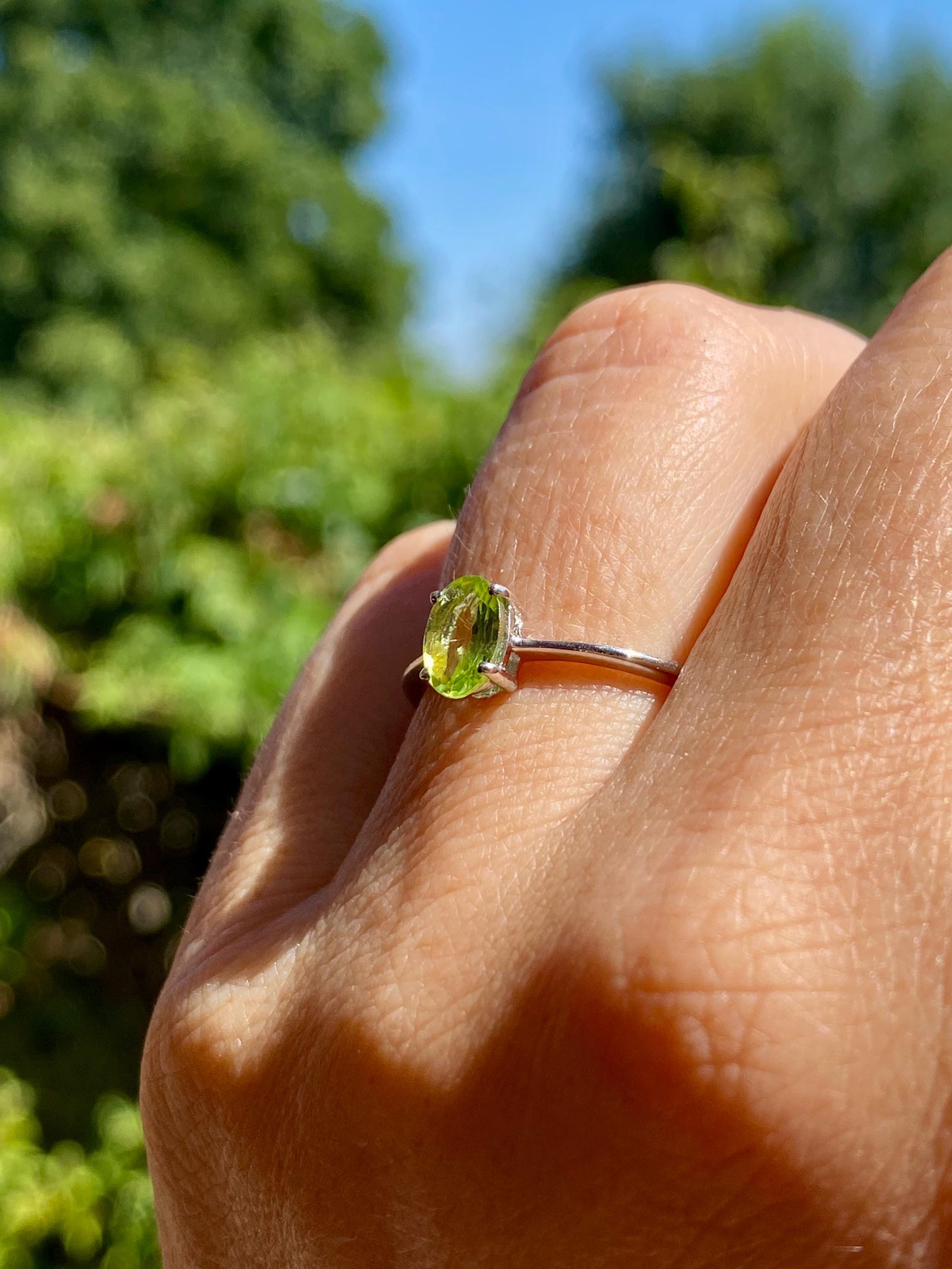 Oval Cut Peridot 925 Sterling Silver Ring