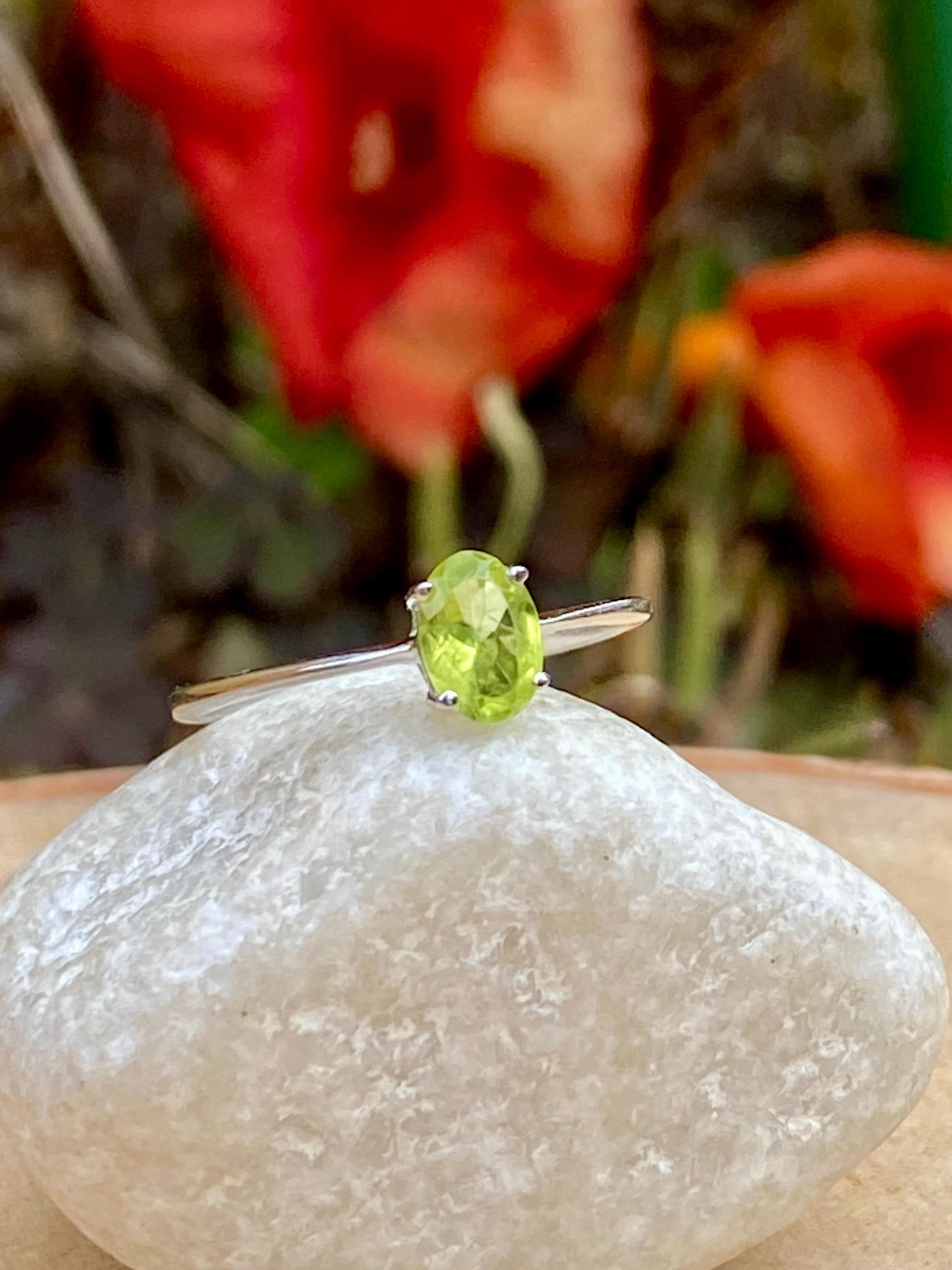 Oval Cut Peridot 925 Sterling Silver Ring