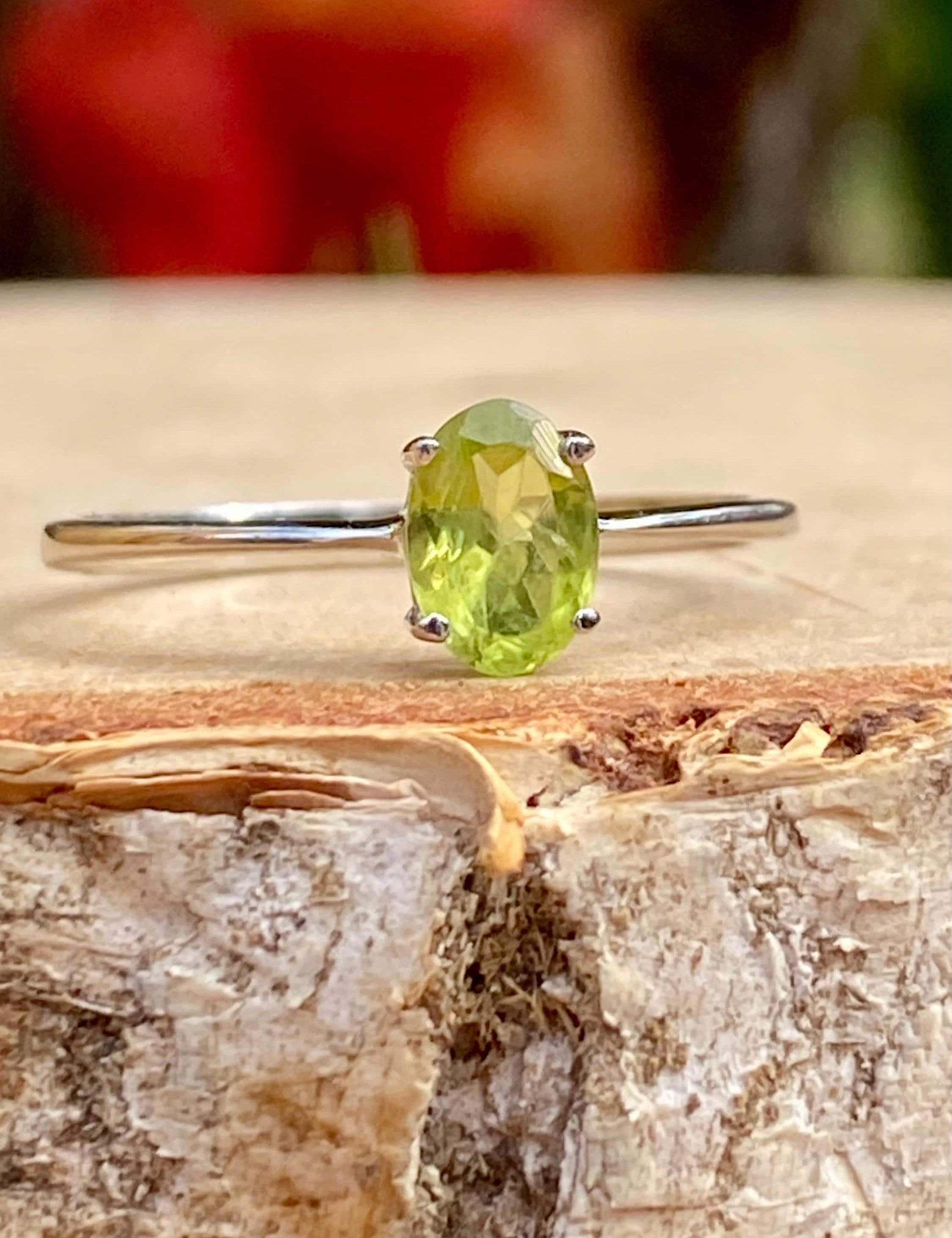 Oval Cut Peridot 925 Sterling Silver Ring